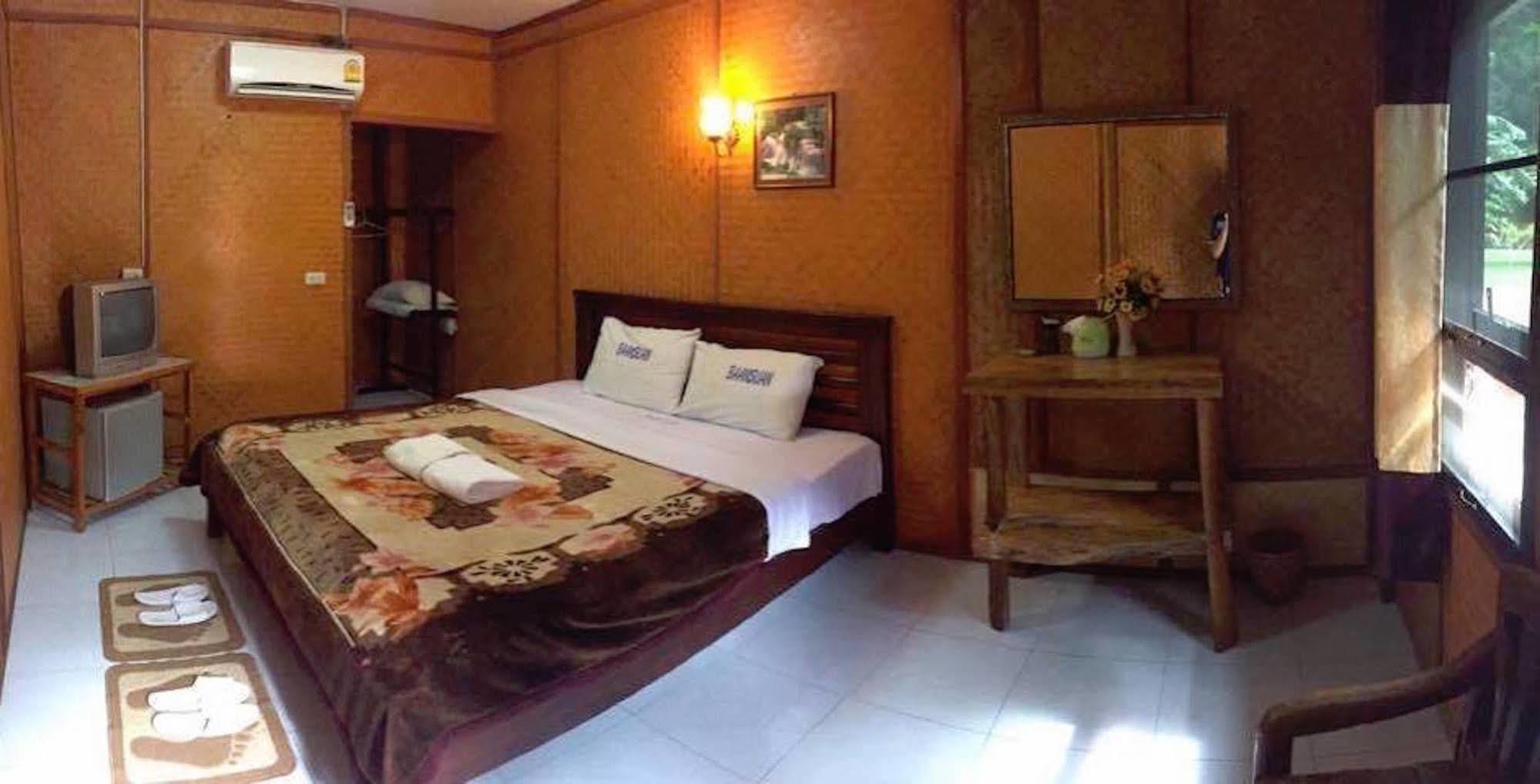 Khun Mai Baan Suan Resort 3*