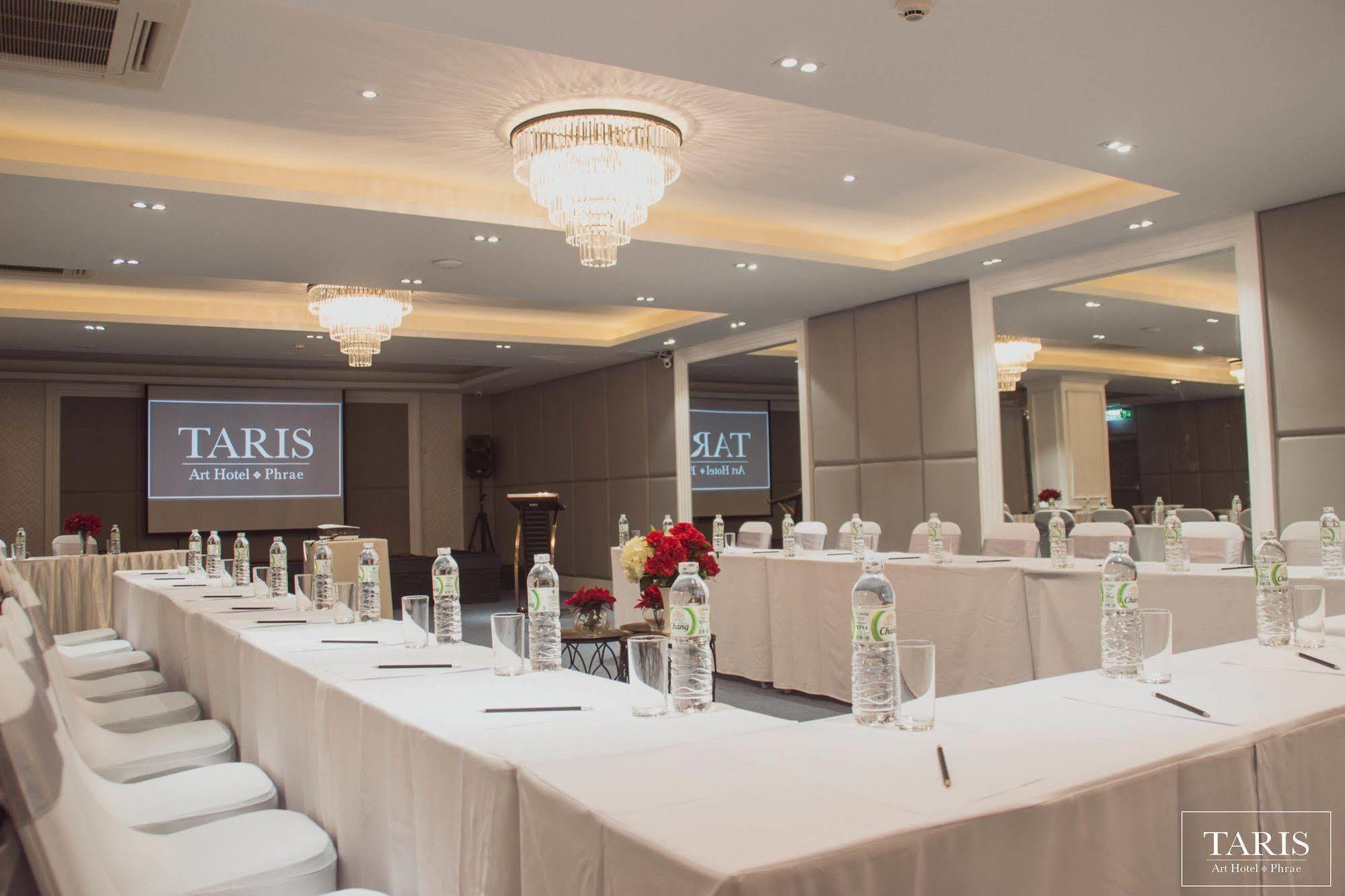 Taris Art Hotel Phrae