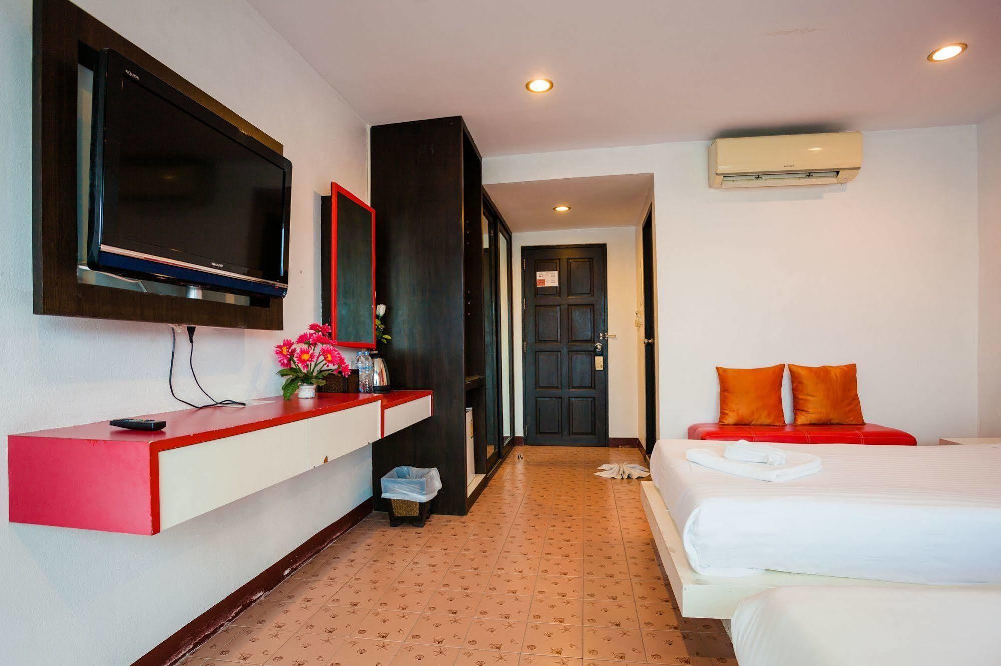 Hotel The Luxur Boutique 3*