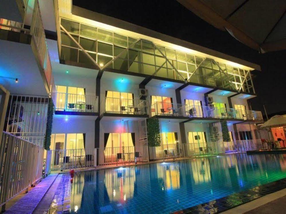 Hotel Anantra Pattaya By Cpg 2*