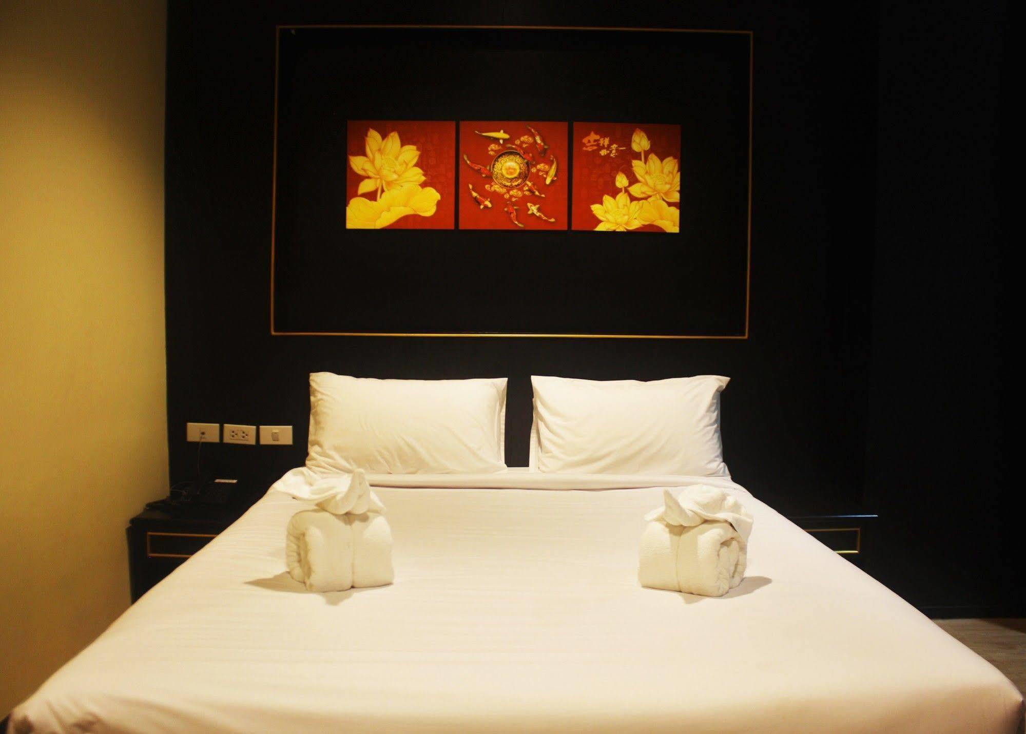 Hotel Metro & 4*