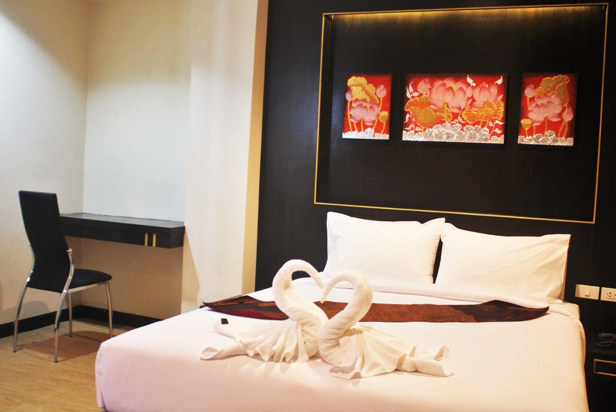 Hotel Metro & 4*