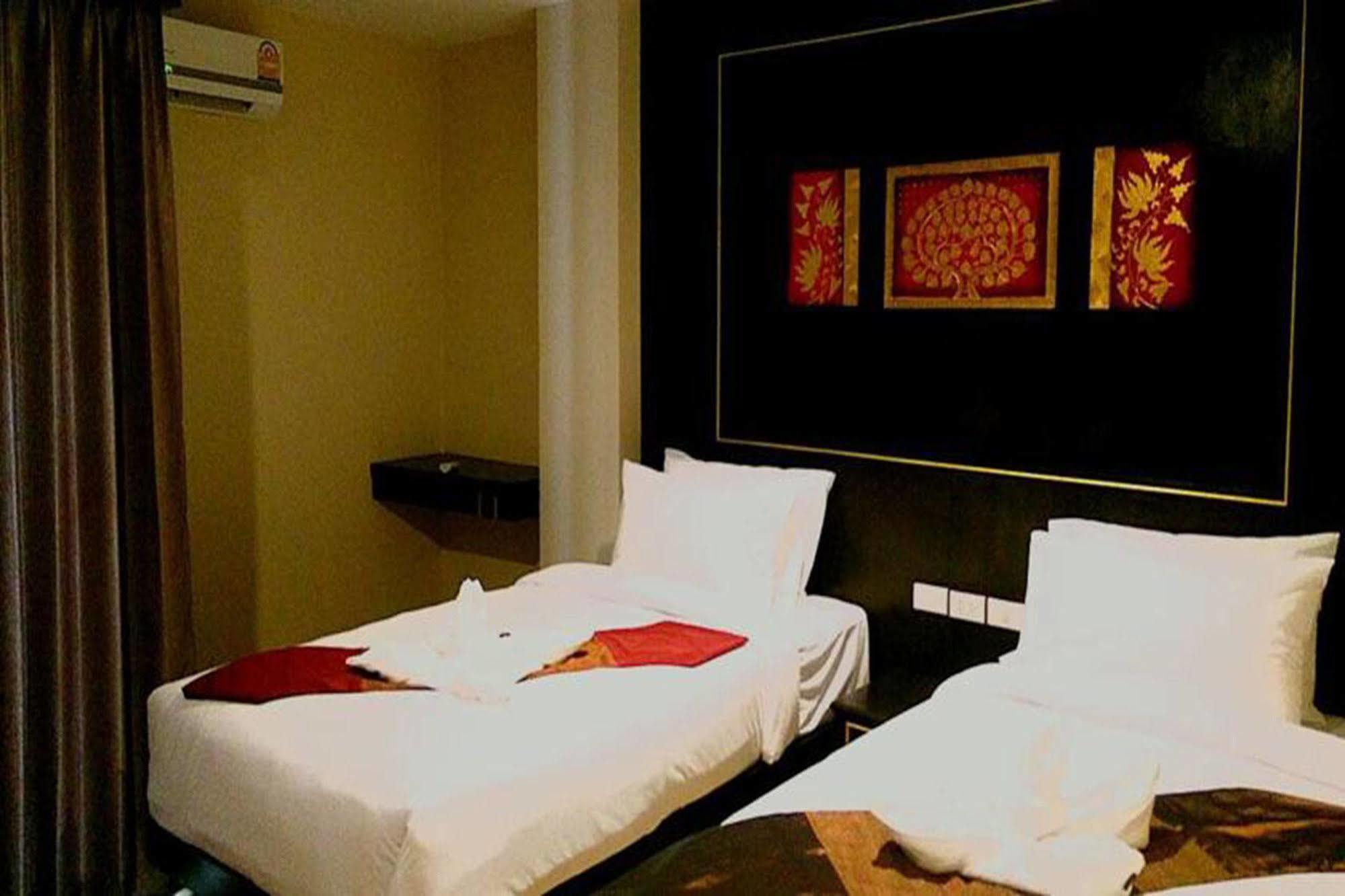 Hotel Metro & 4*