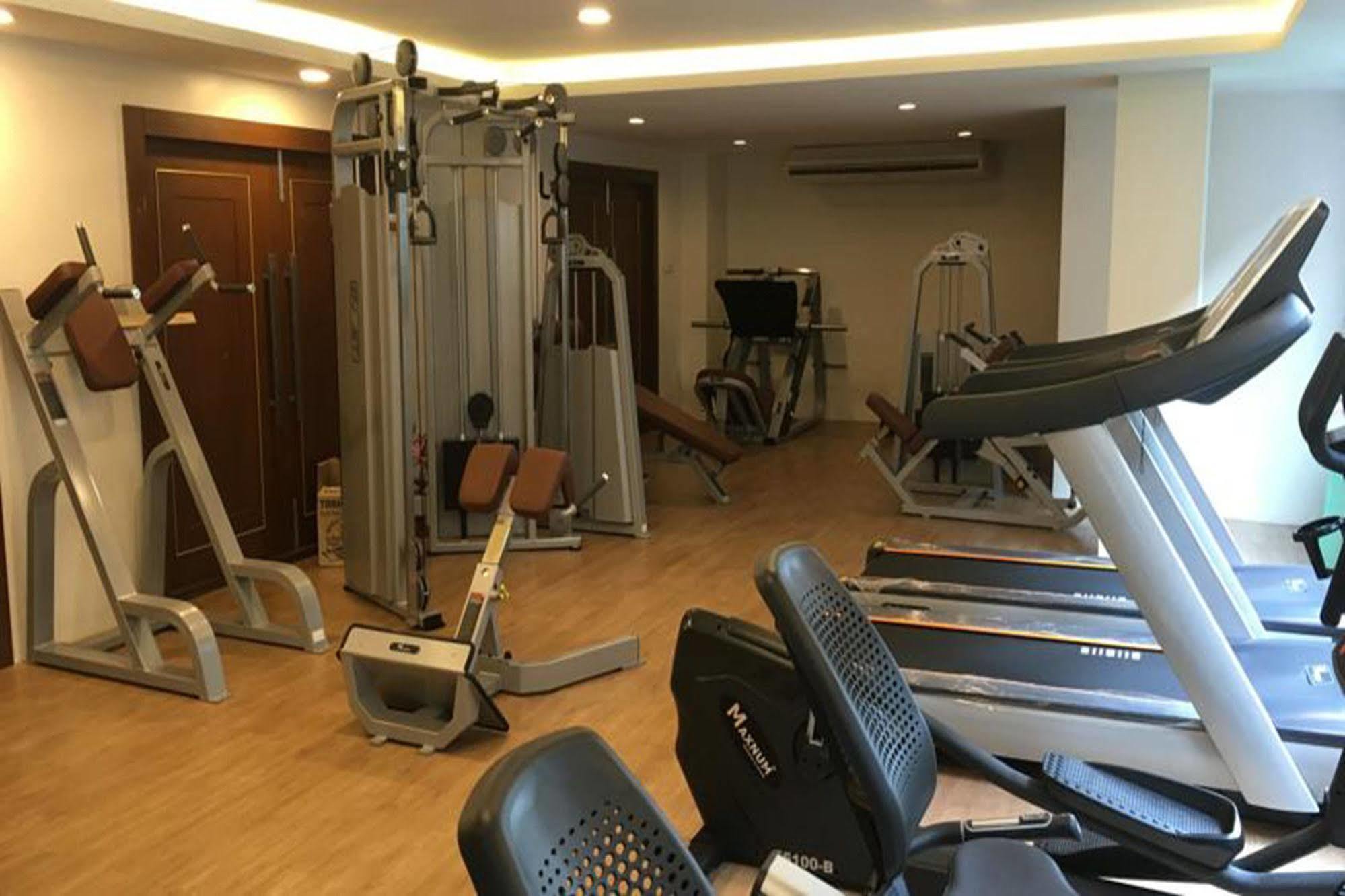 Hotel Metro & Thung Song