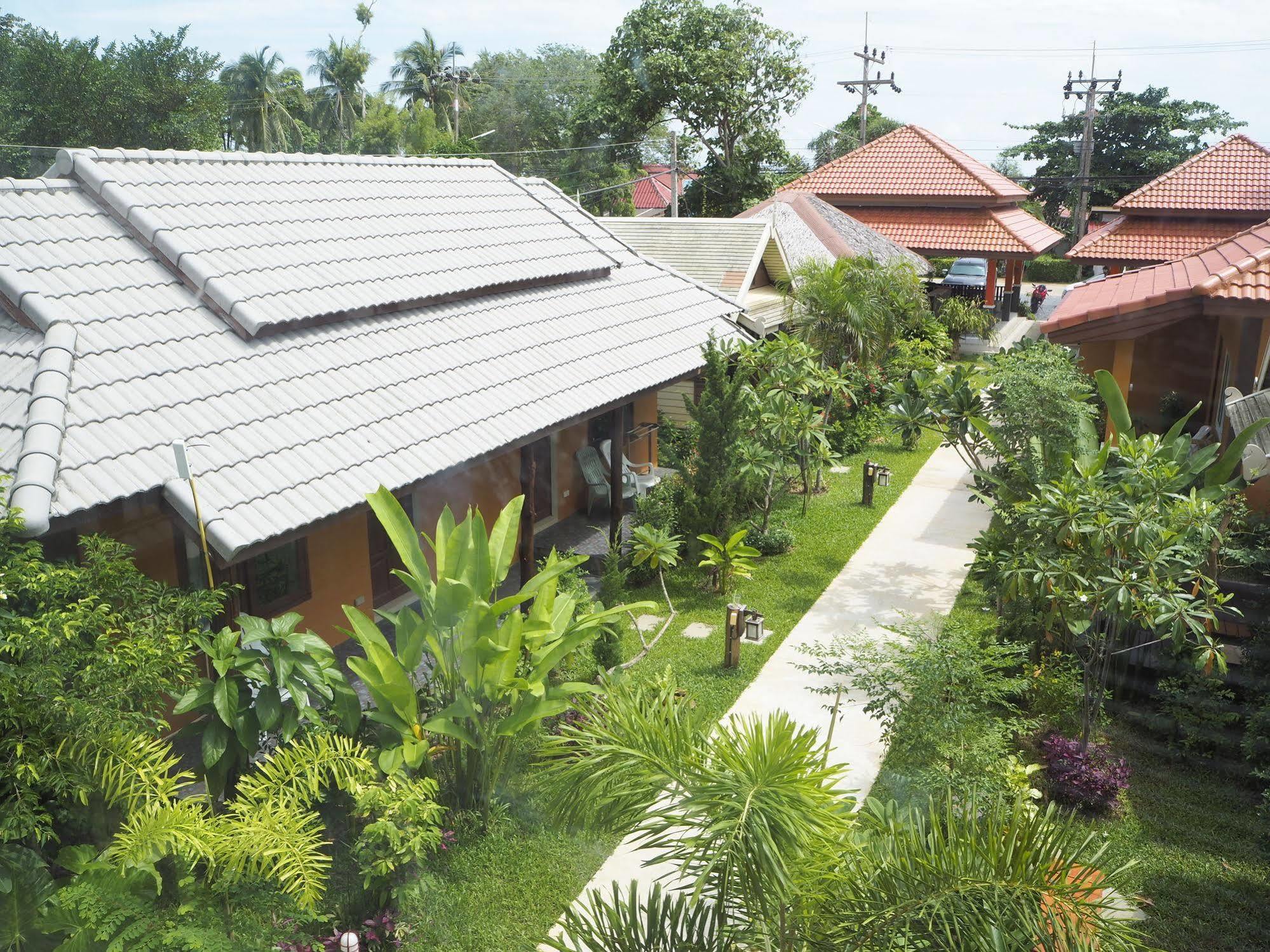 Lanta Fevrier Hotel 2*