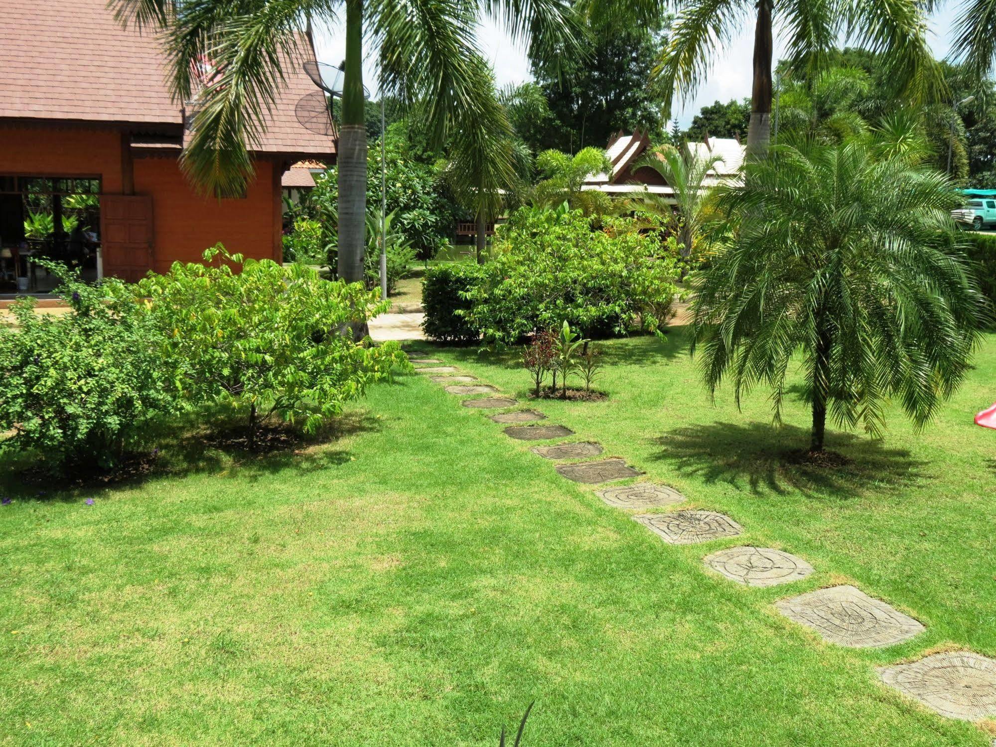 Resort Pongsin Khun Han