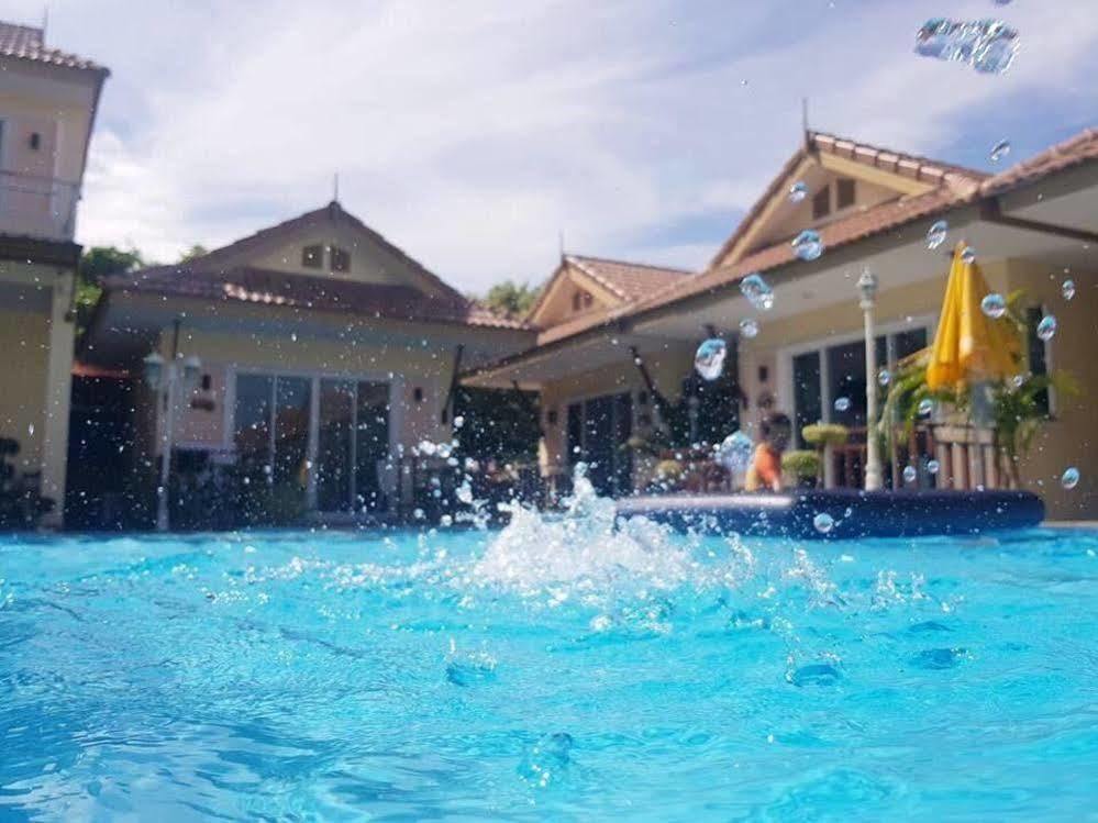 Resort Charm 3*