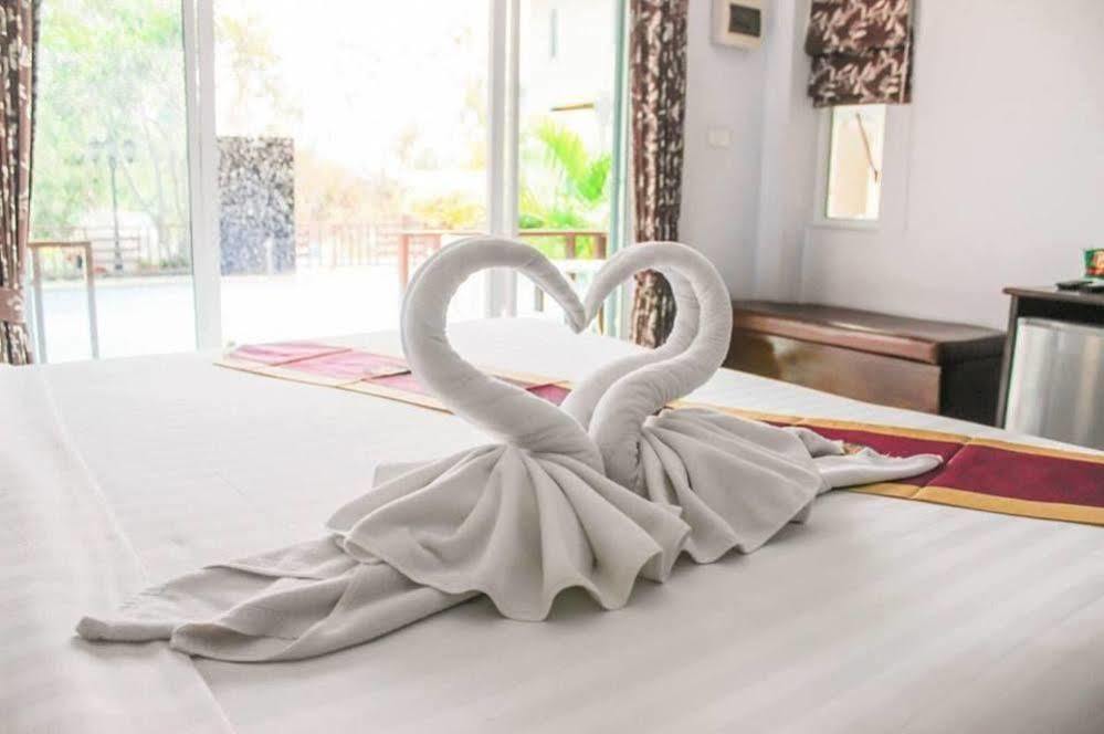 Resort Charm