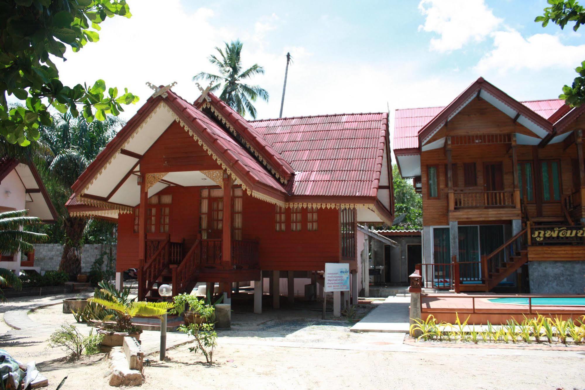 Phuphat Beach Guest house