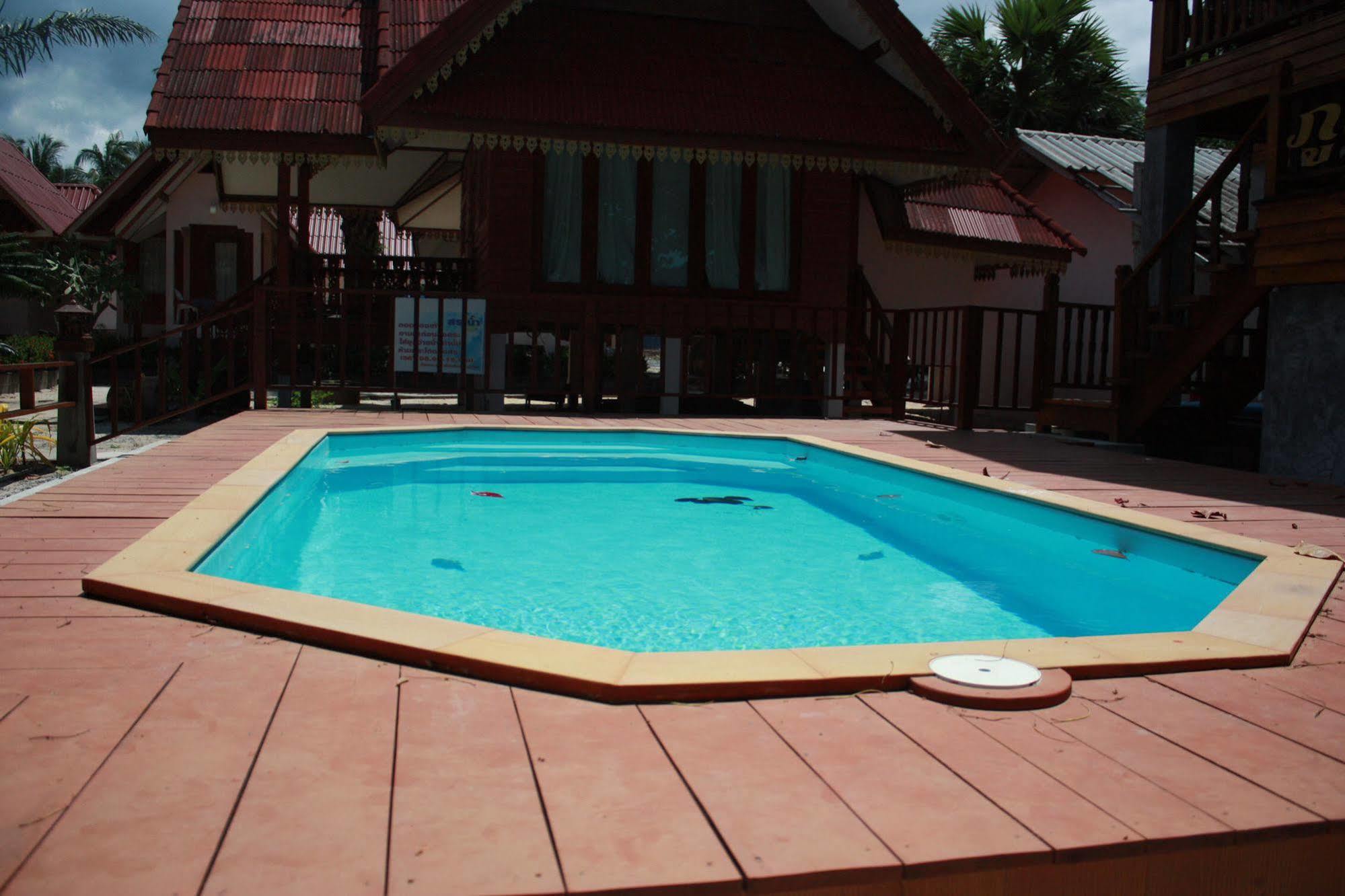 Phuphat Beach Guest house 3*