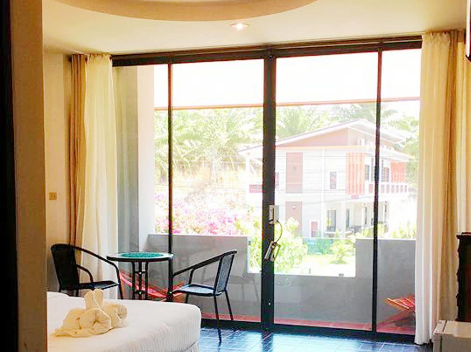Lanta Friendly House Guest house