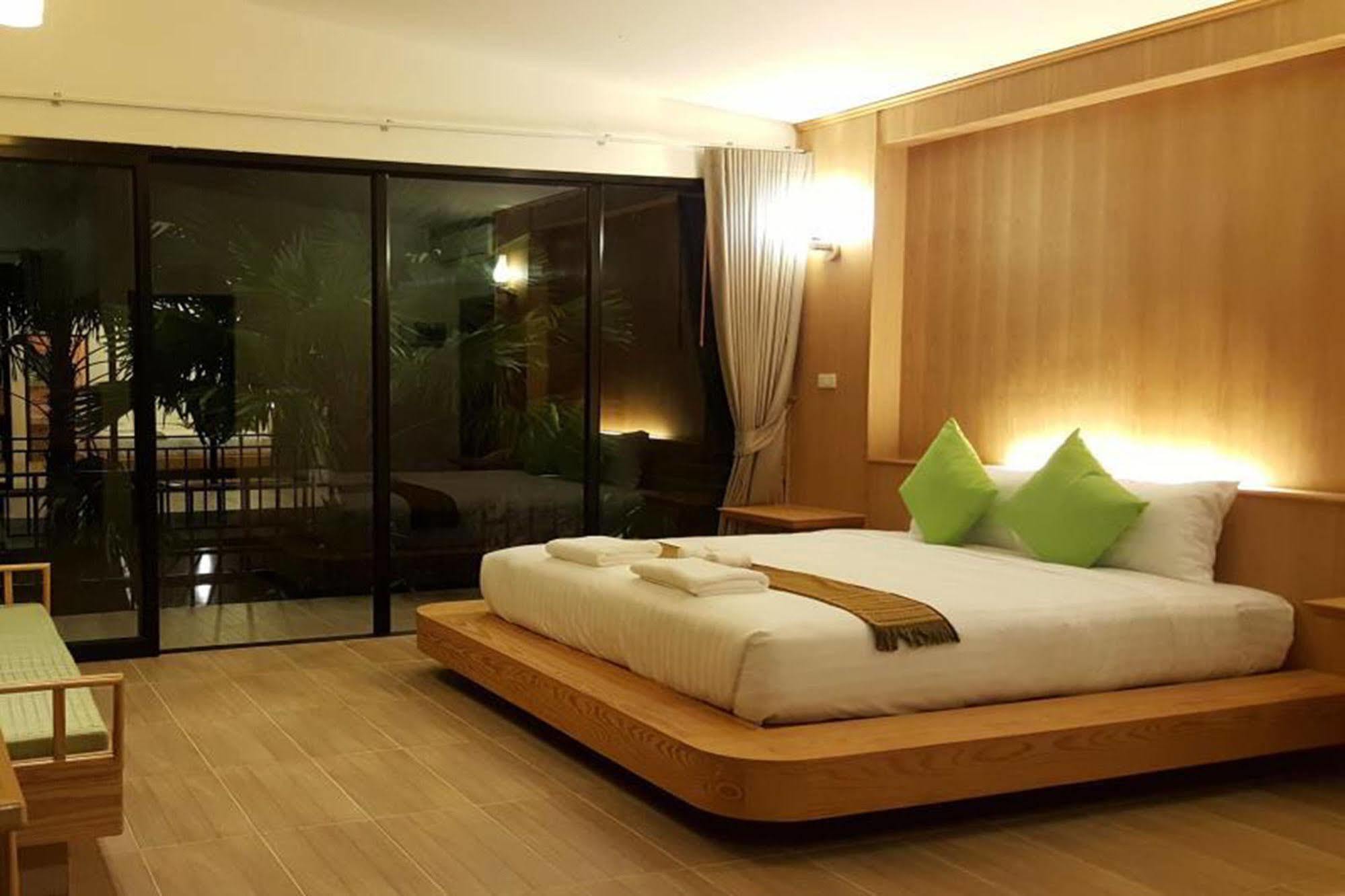Resort Jasmine And Khanom