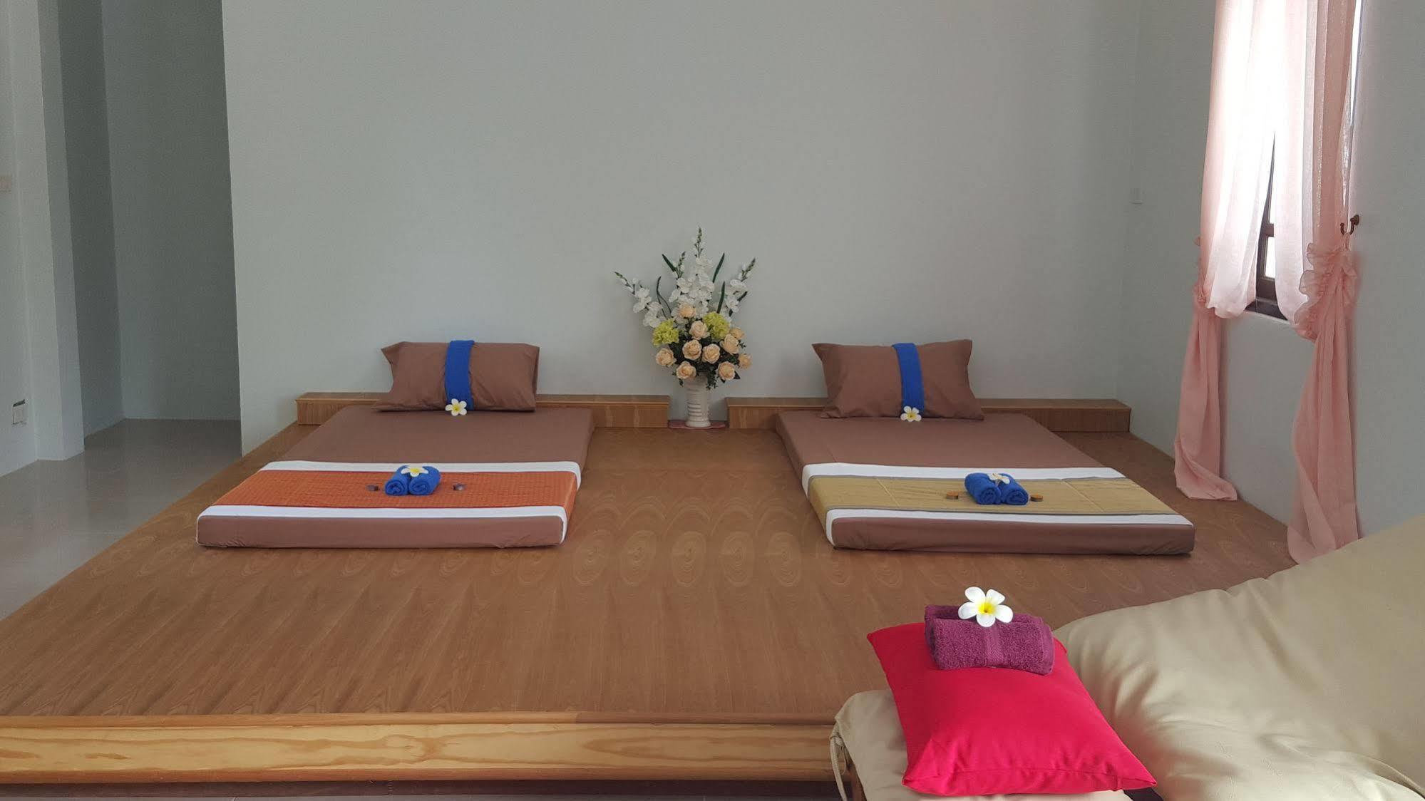 Resort Jasmine And Khanom