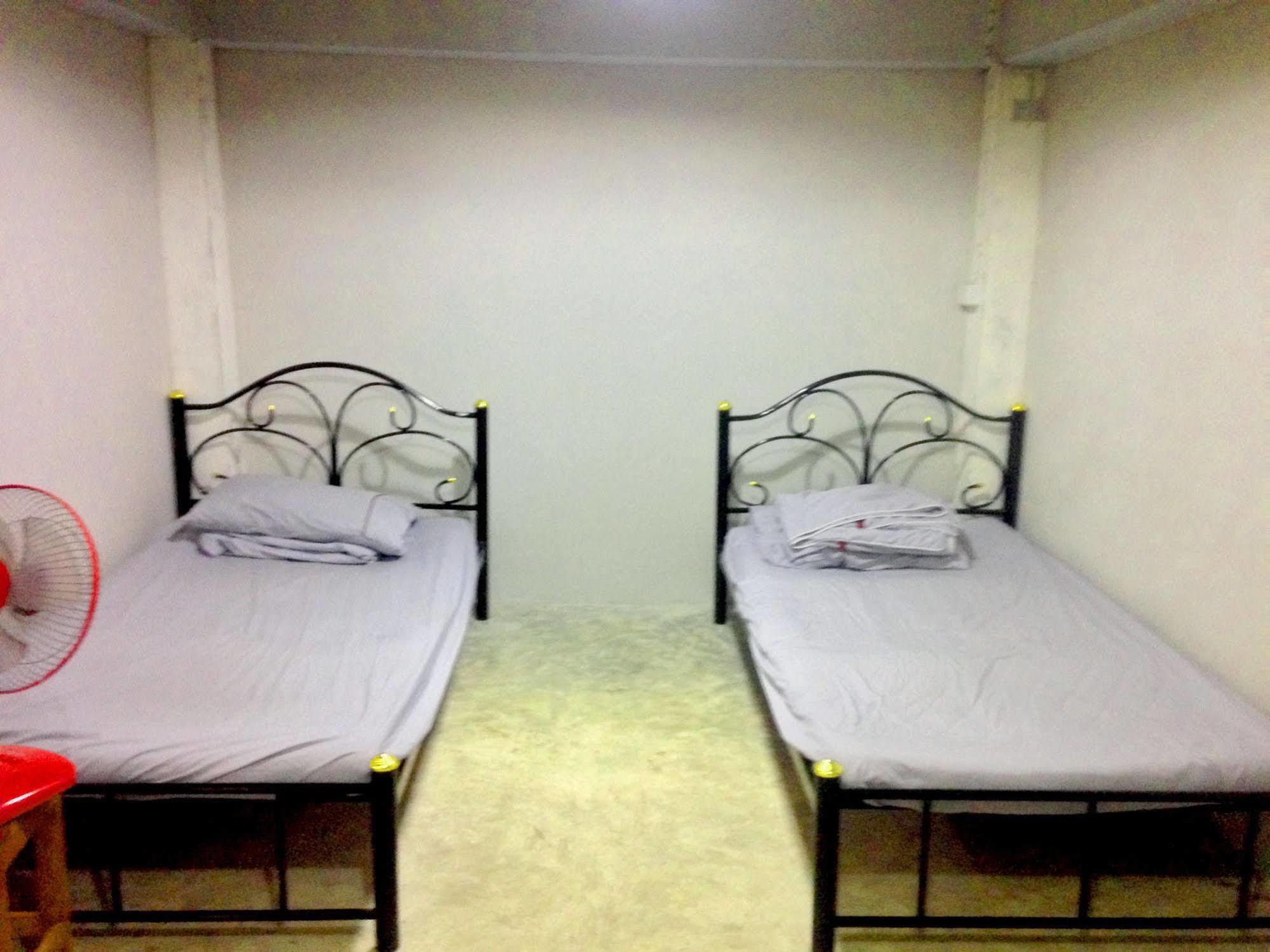Ming Hostel