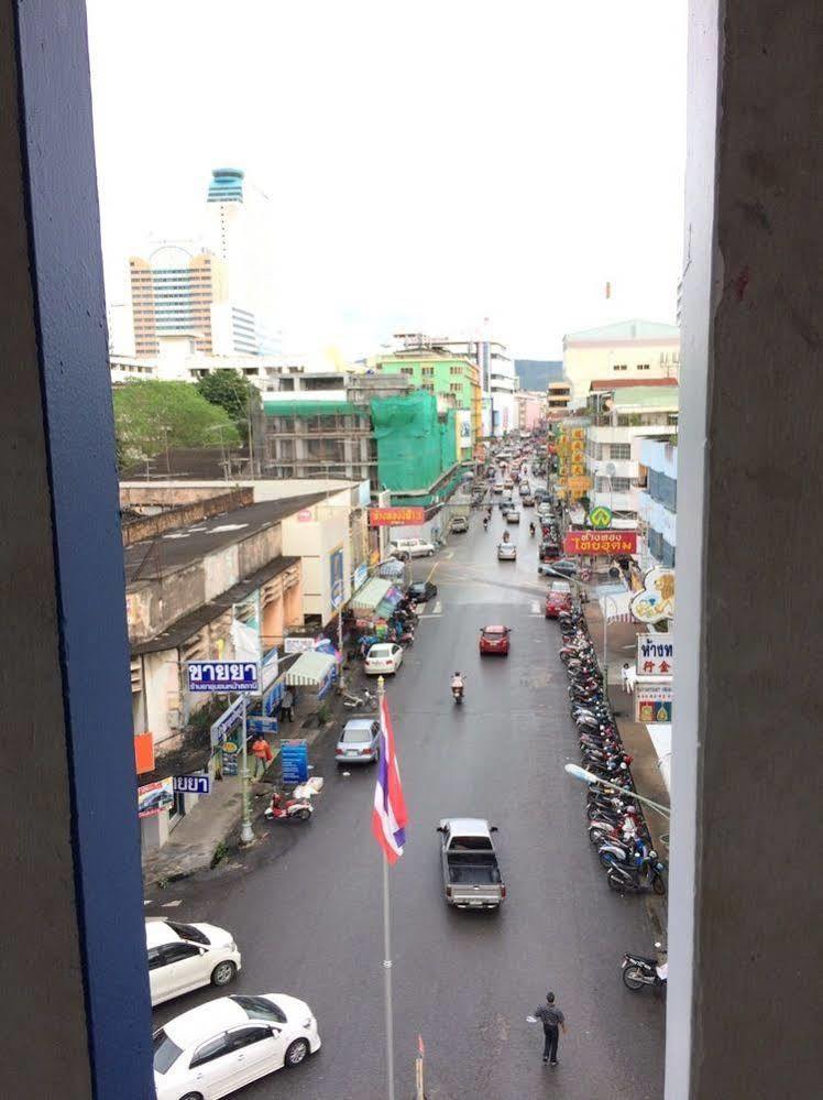Hotel The Train Hatyai