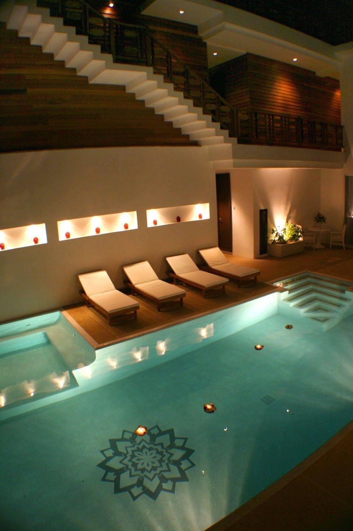Mandalai Hotel 3*