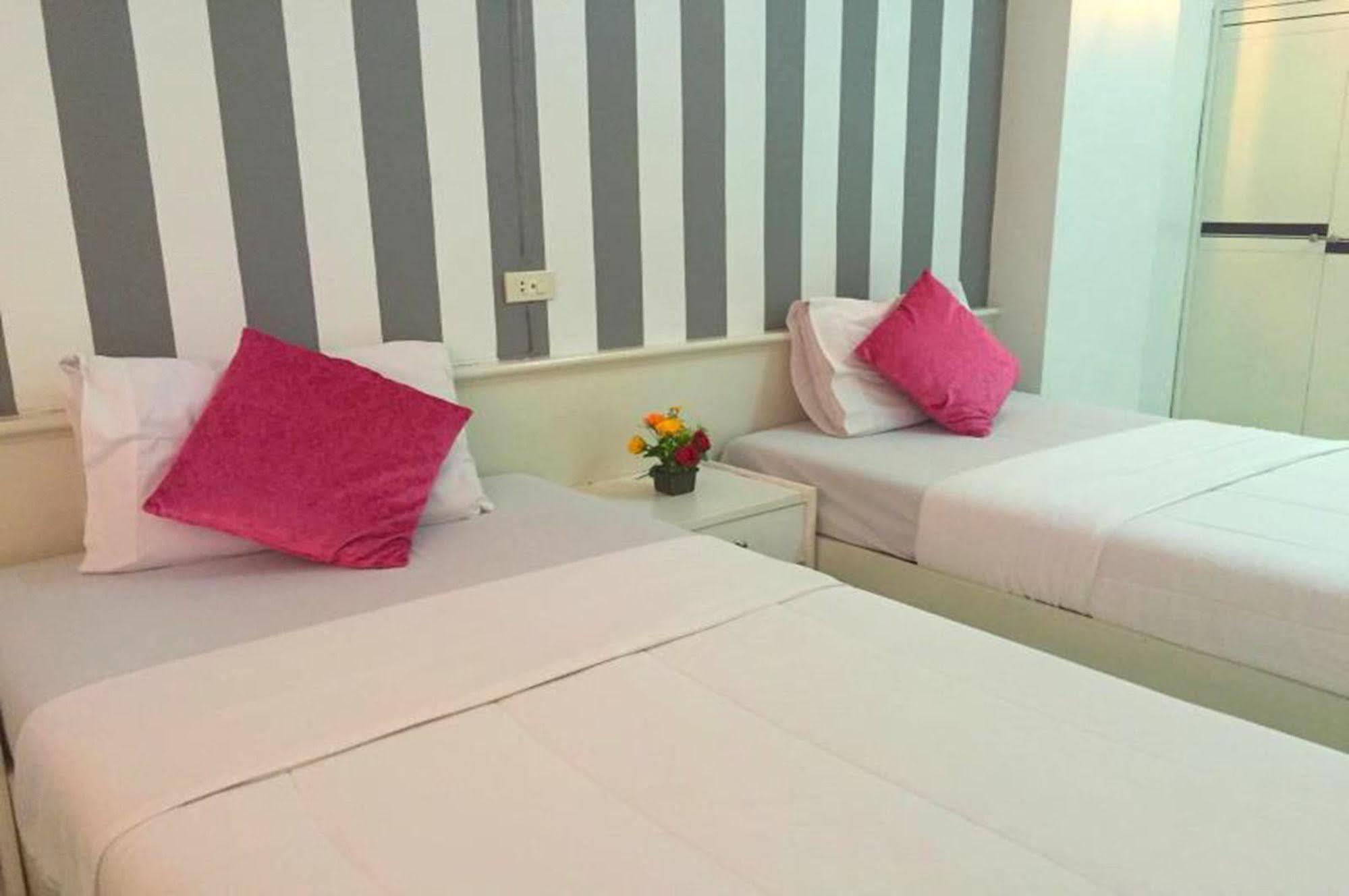Sorasilp Yai Hotel 2*