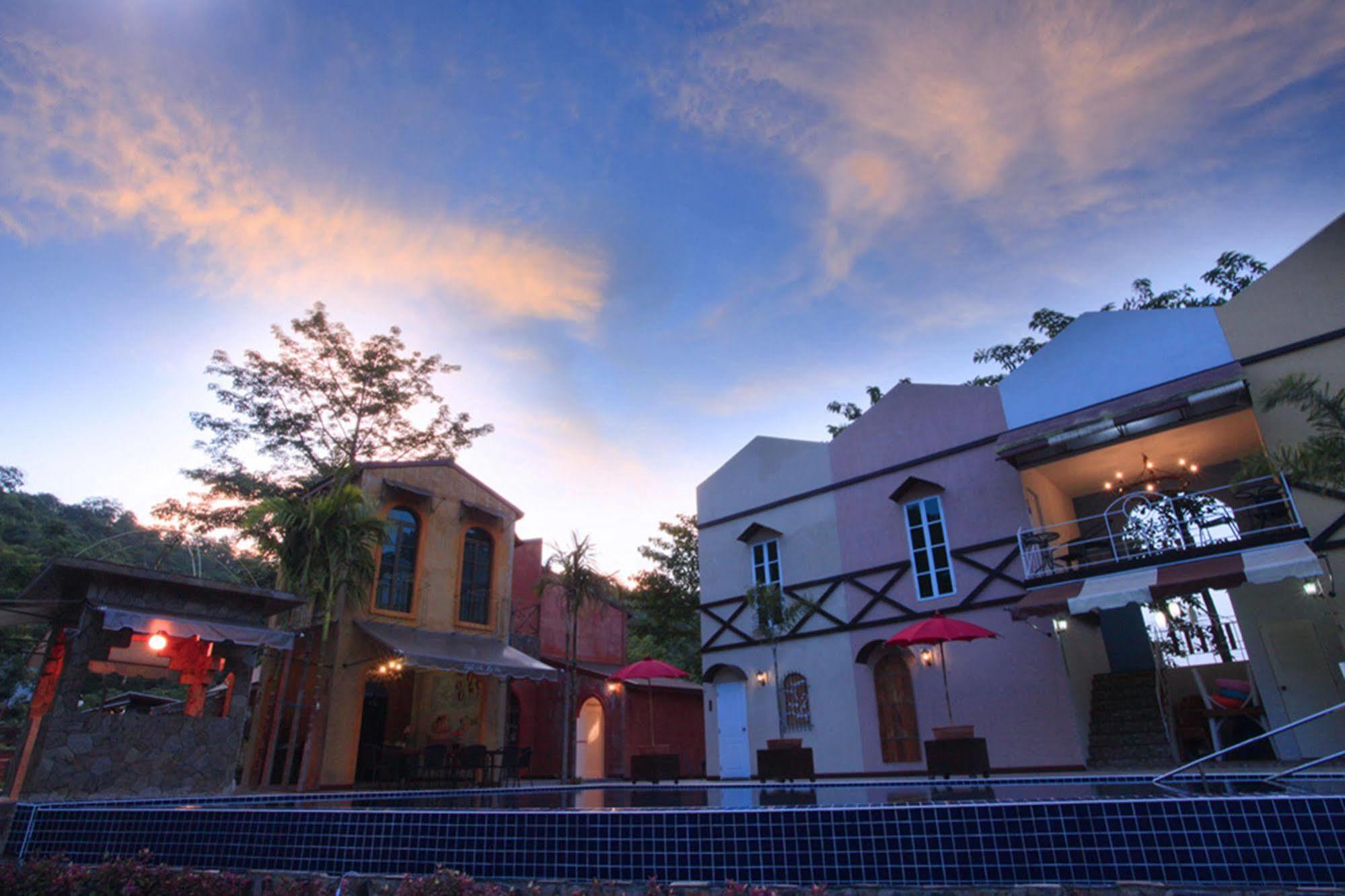 De La Vie Hotel