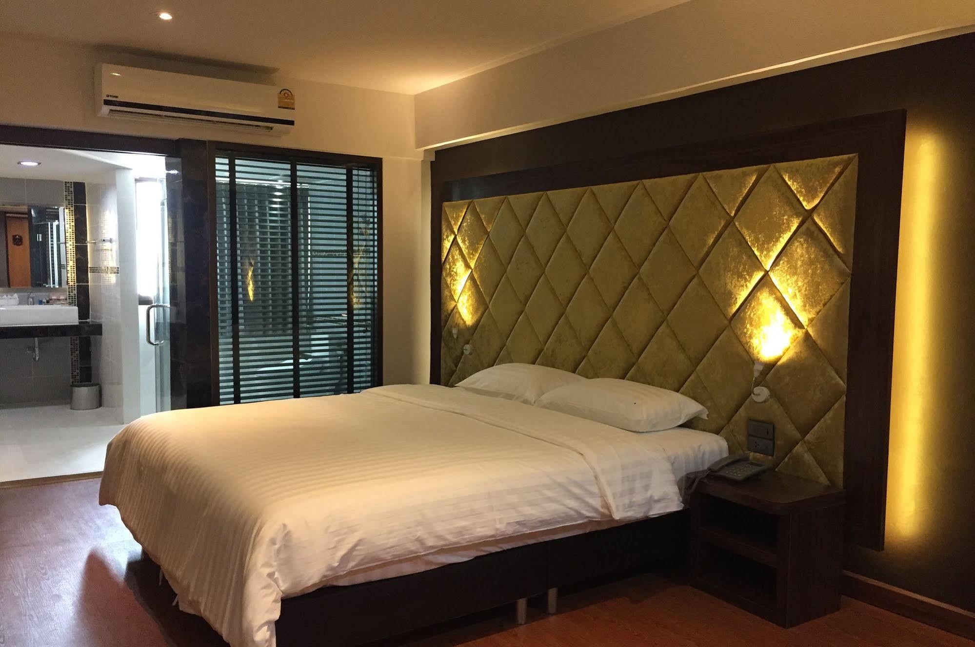 Grand Pink Hatyai 3*