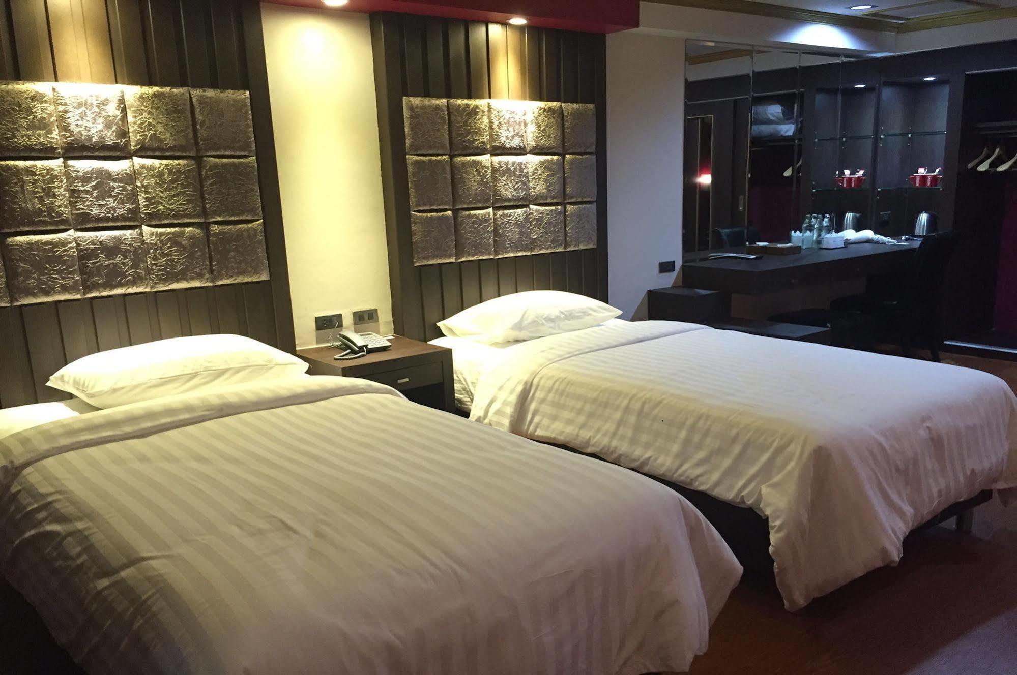 Grand Pink Hatyai Hotel