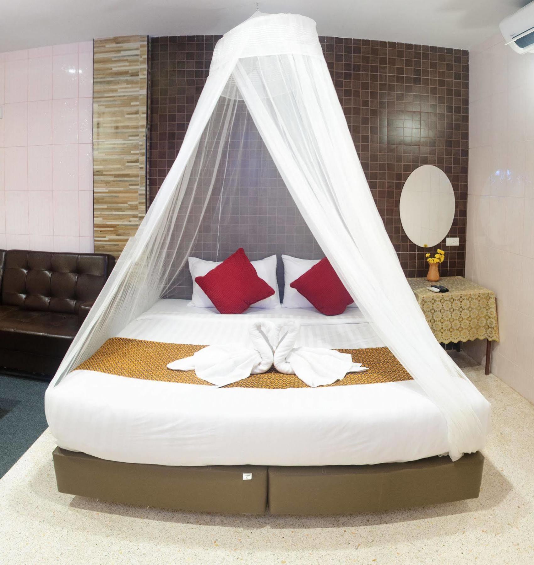 Salathai Hotel Chumphon