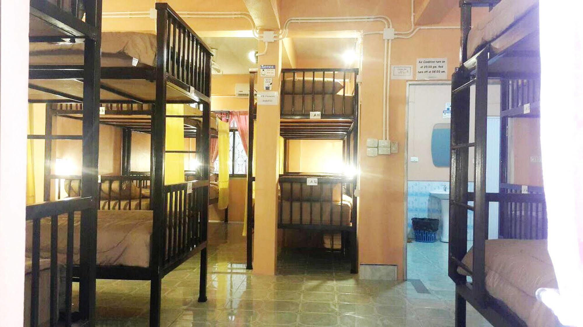 Jinda Hostel Koh Lanta