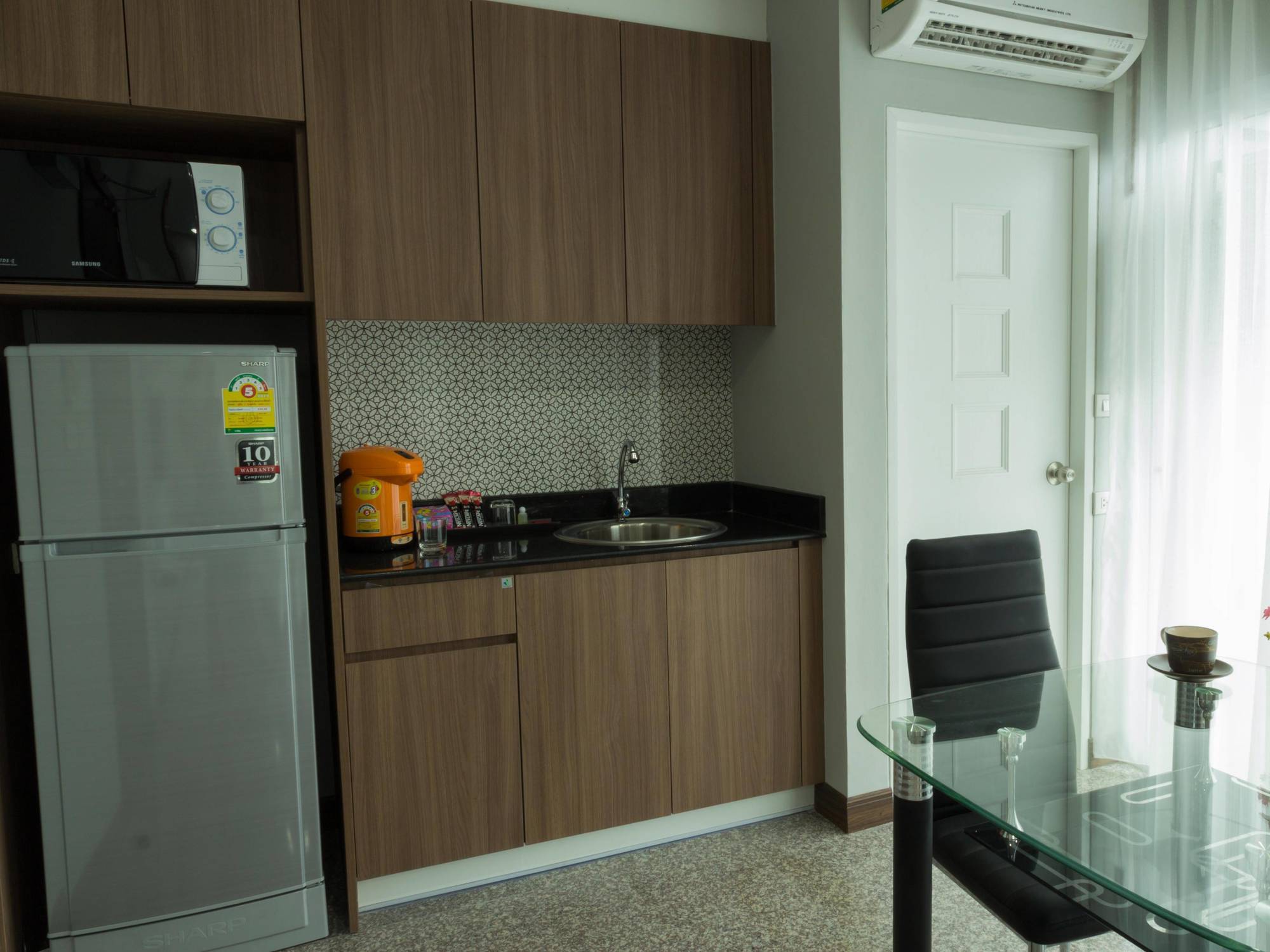 Modernbright Laemchabang 3*