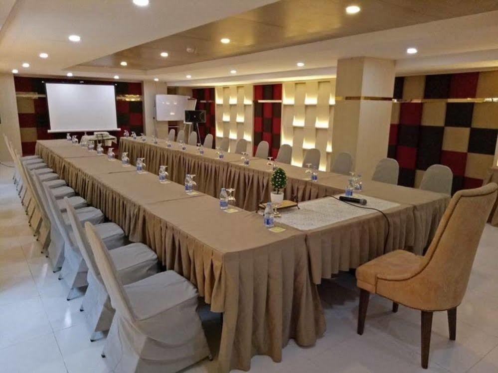 Hotel Gallery Design - Sha Extra