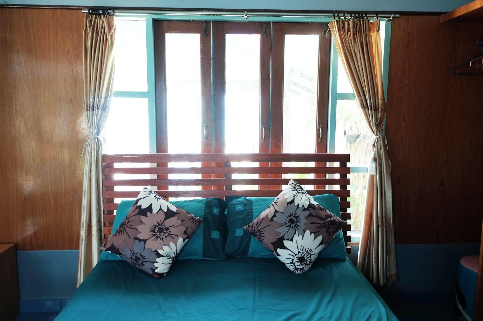 Ban Fah Hotel