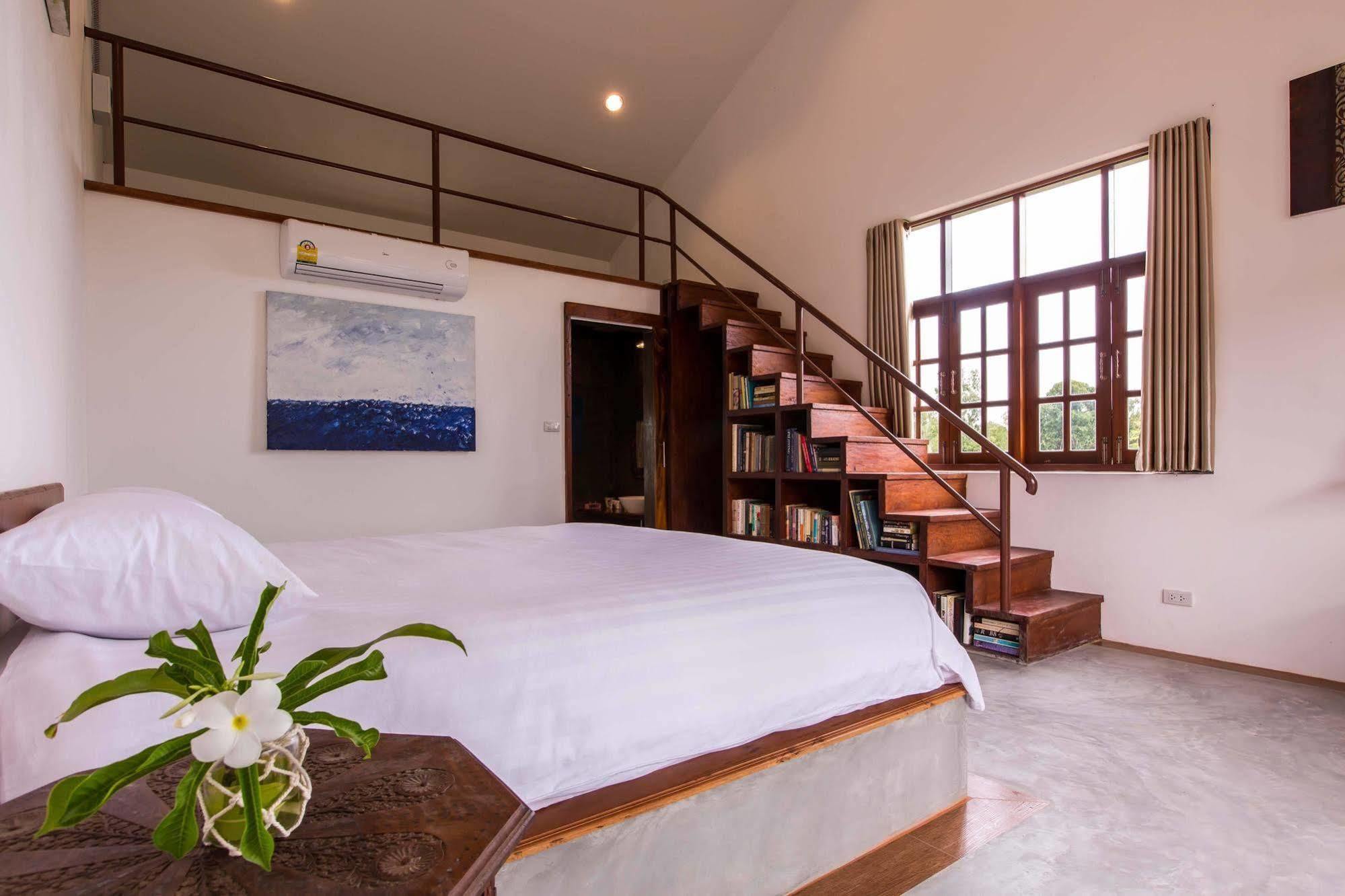 Tree Roots Retreat 3*