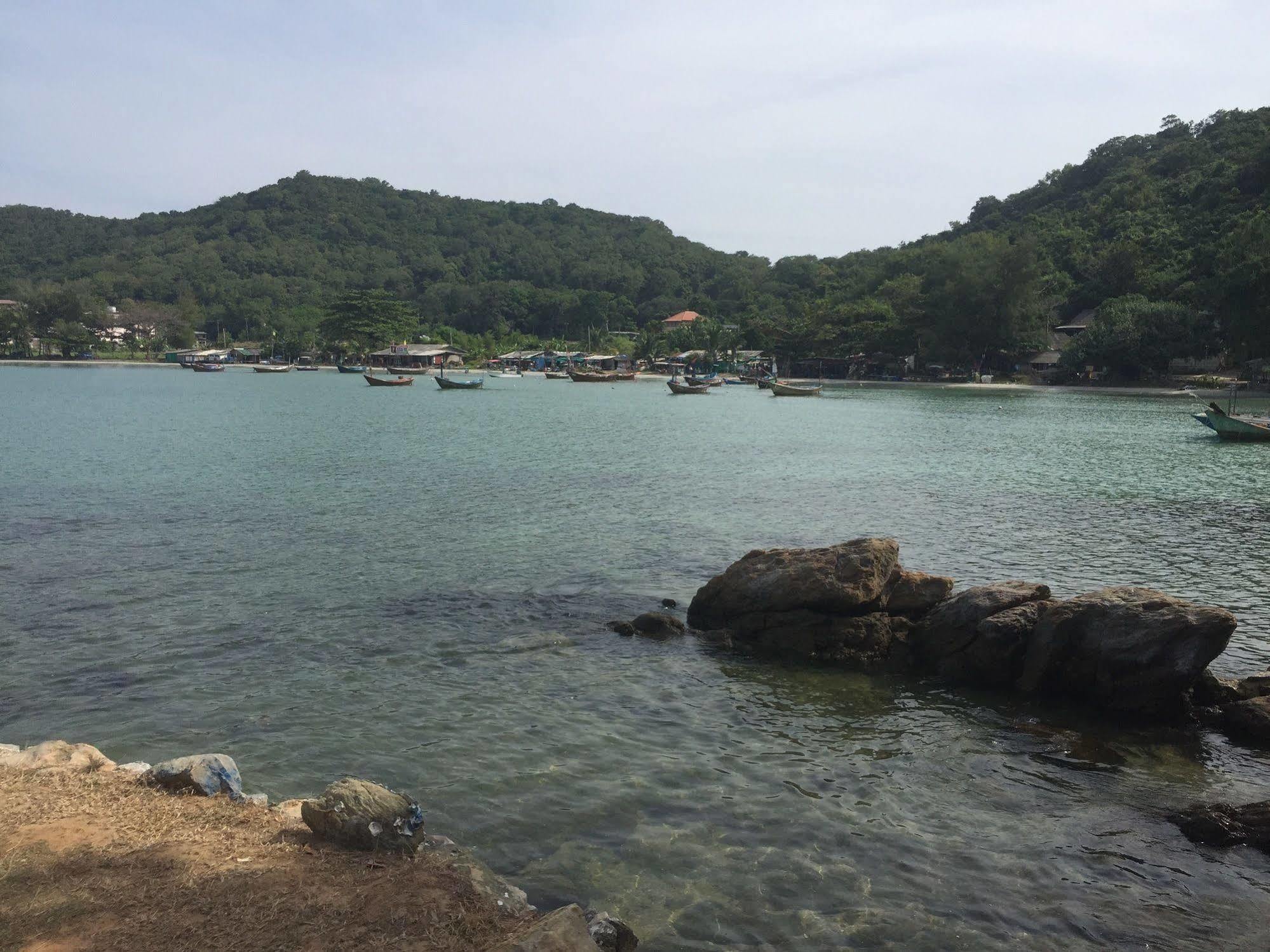 Tree Roots Retreat 3* Rayong