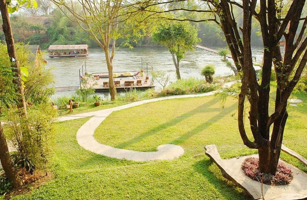 Boutique Raft 3*
