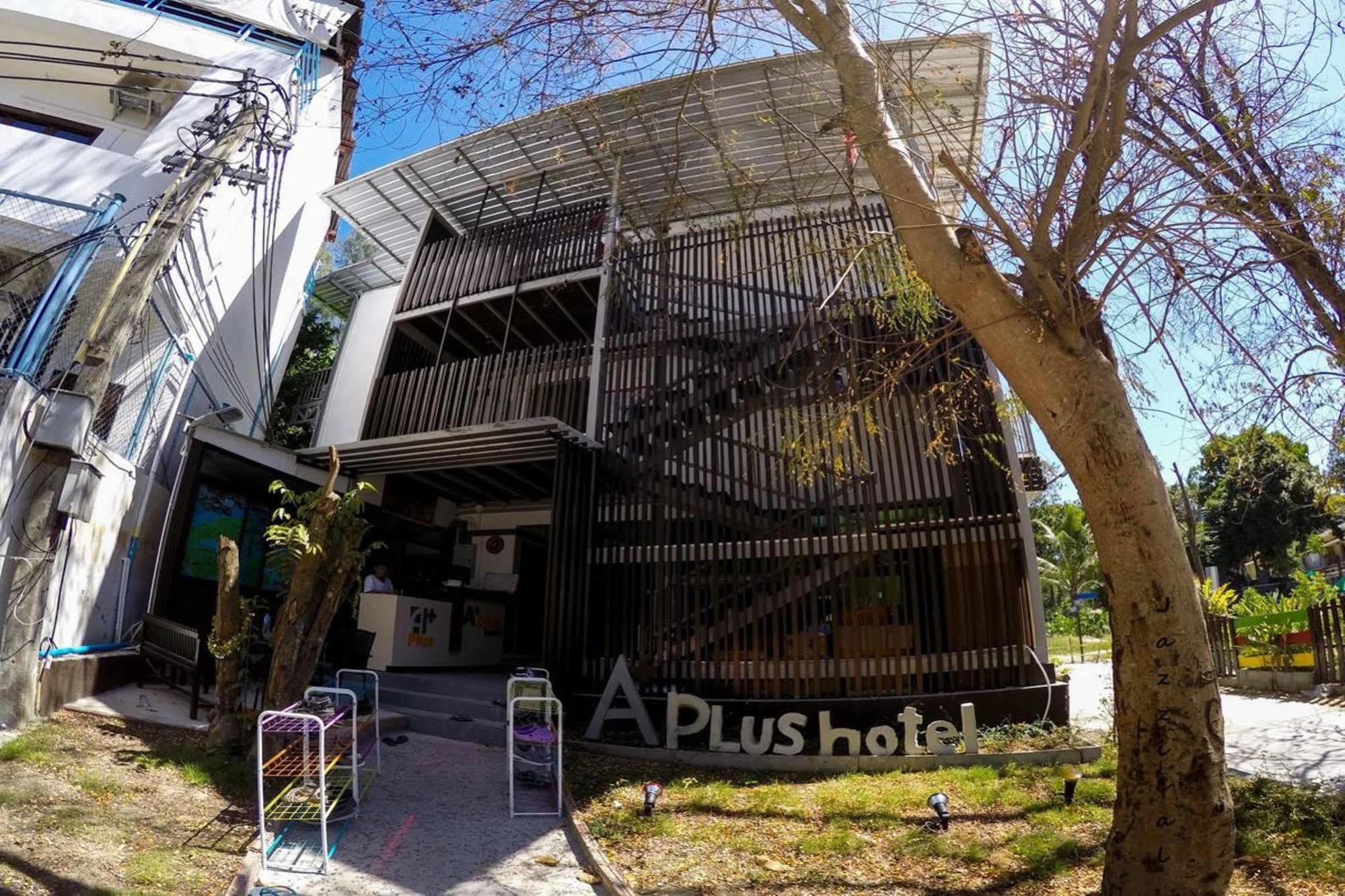 A Deluxe Hotel Koh Lipe