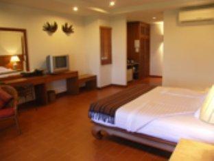 Sailom Bangsaphan Resort