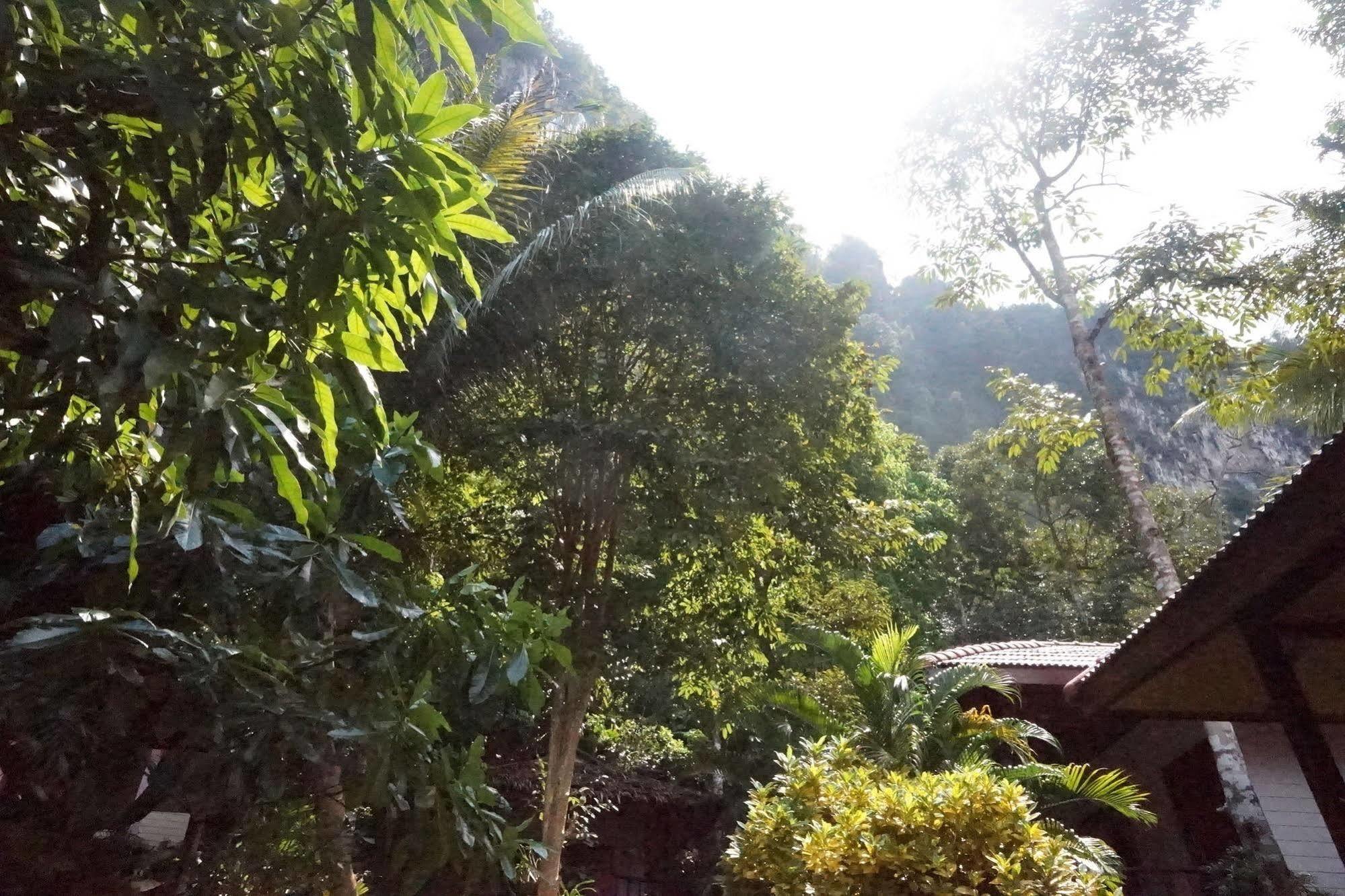 Kiriraya Resort 2*