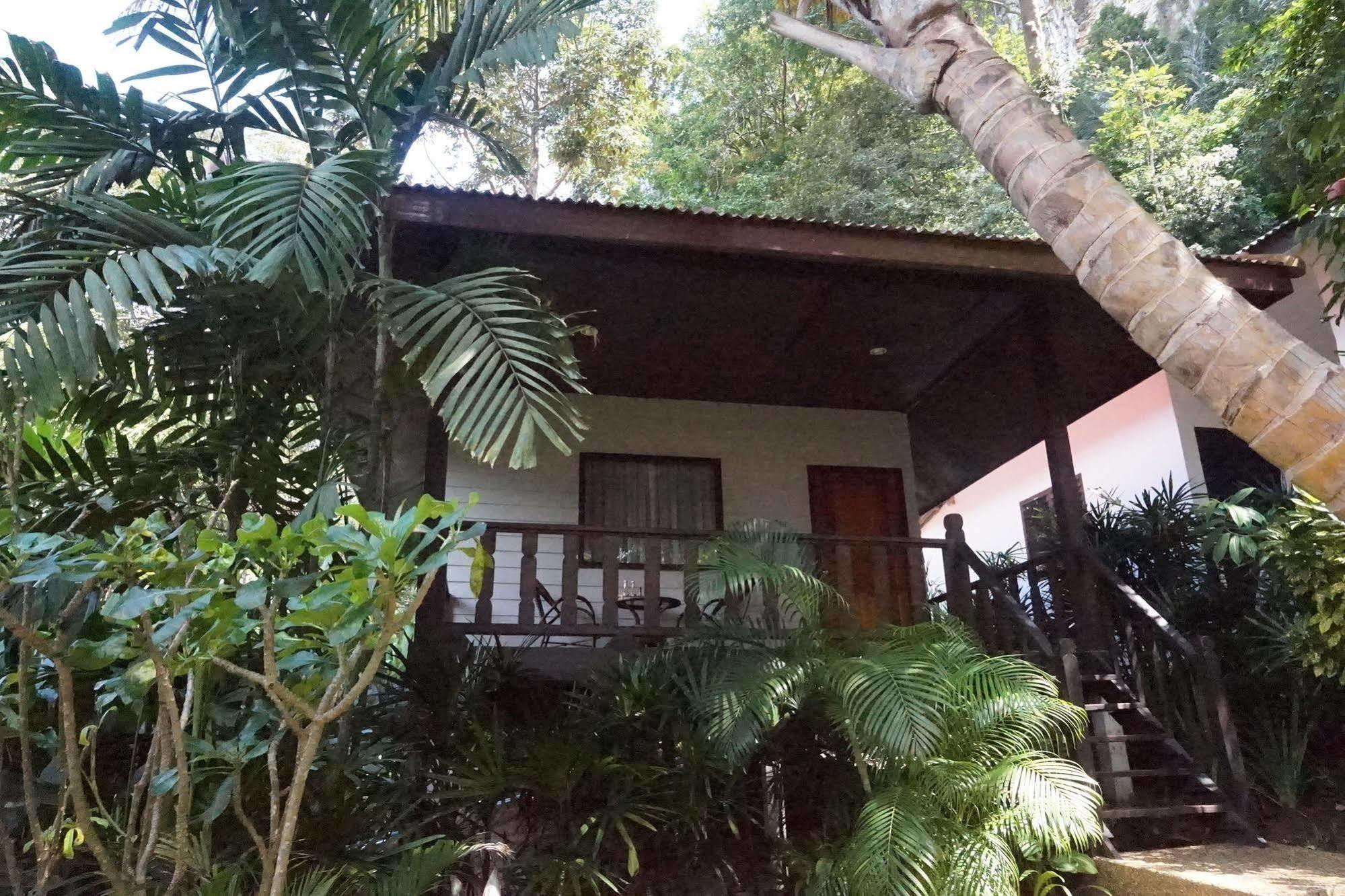 Kiriraya Resort