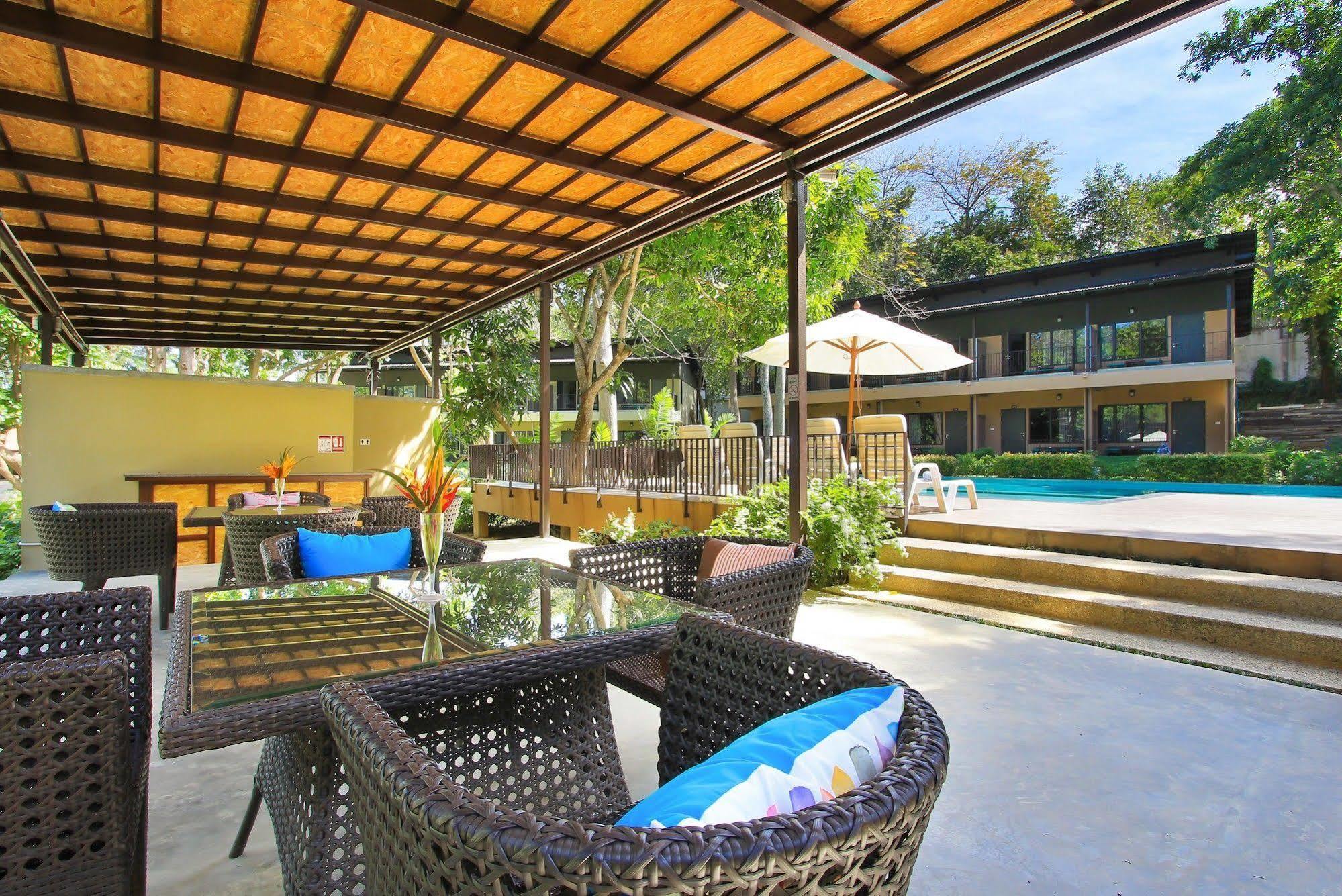 Samed Hideaway