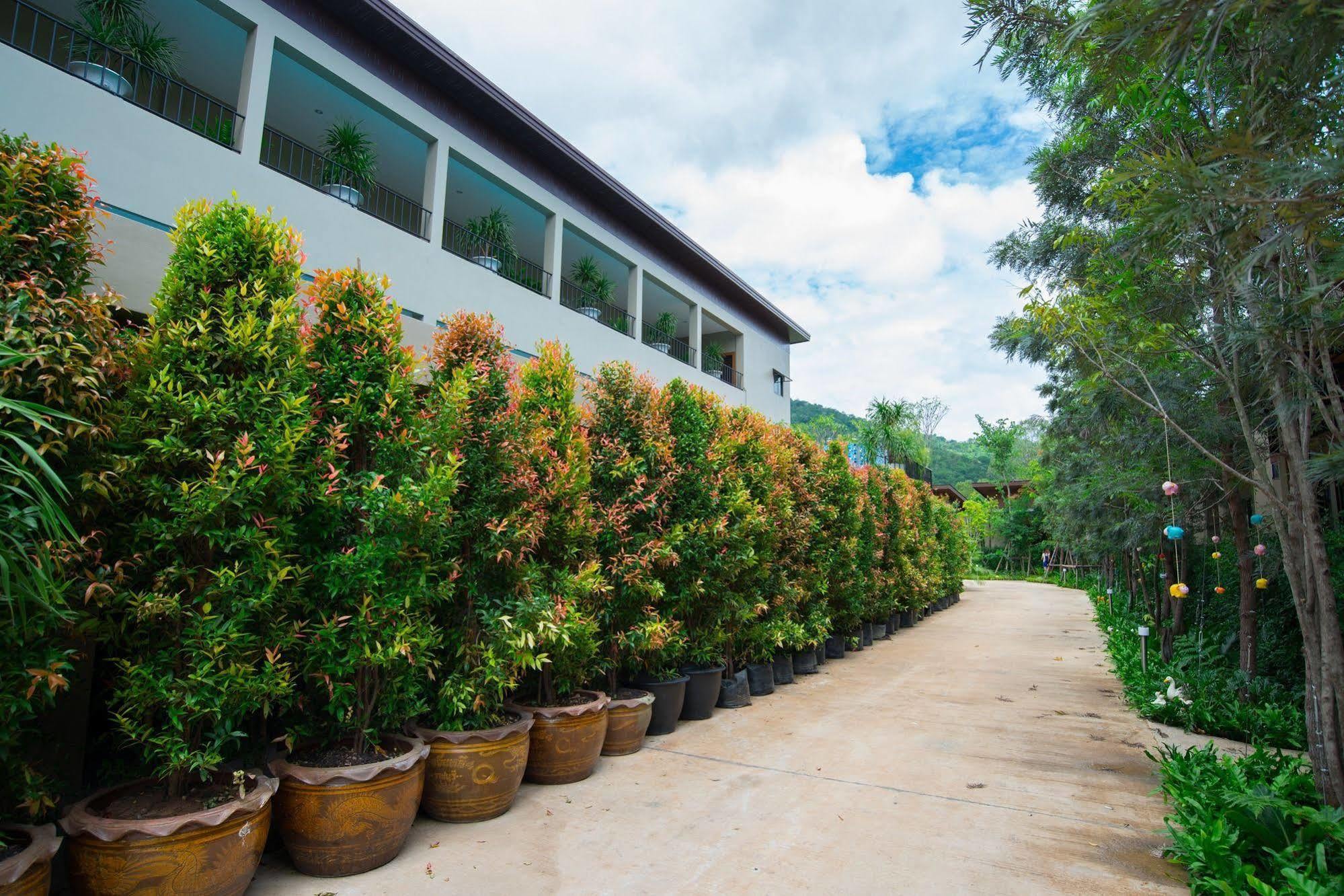 Resort O Seven Khaoyai Mu Si