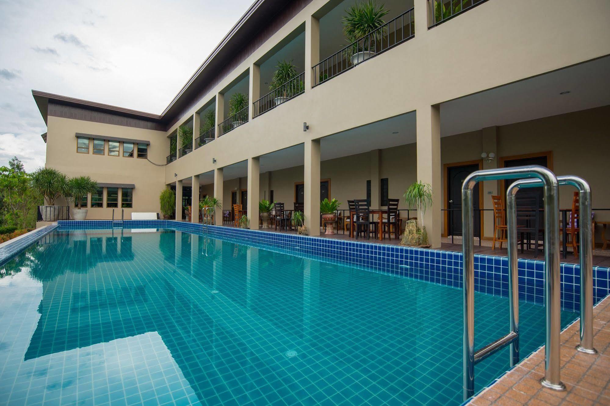 O Seven Khaoyai Resort 3*