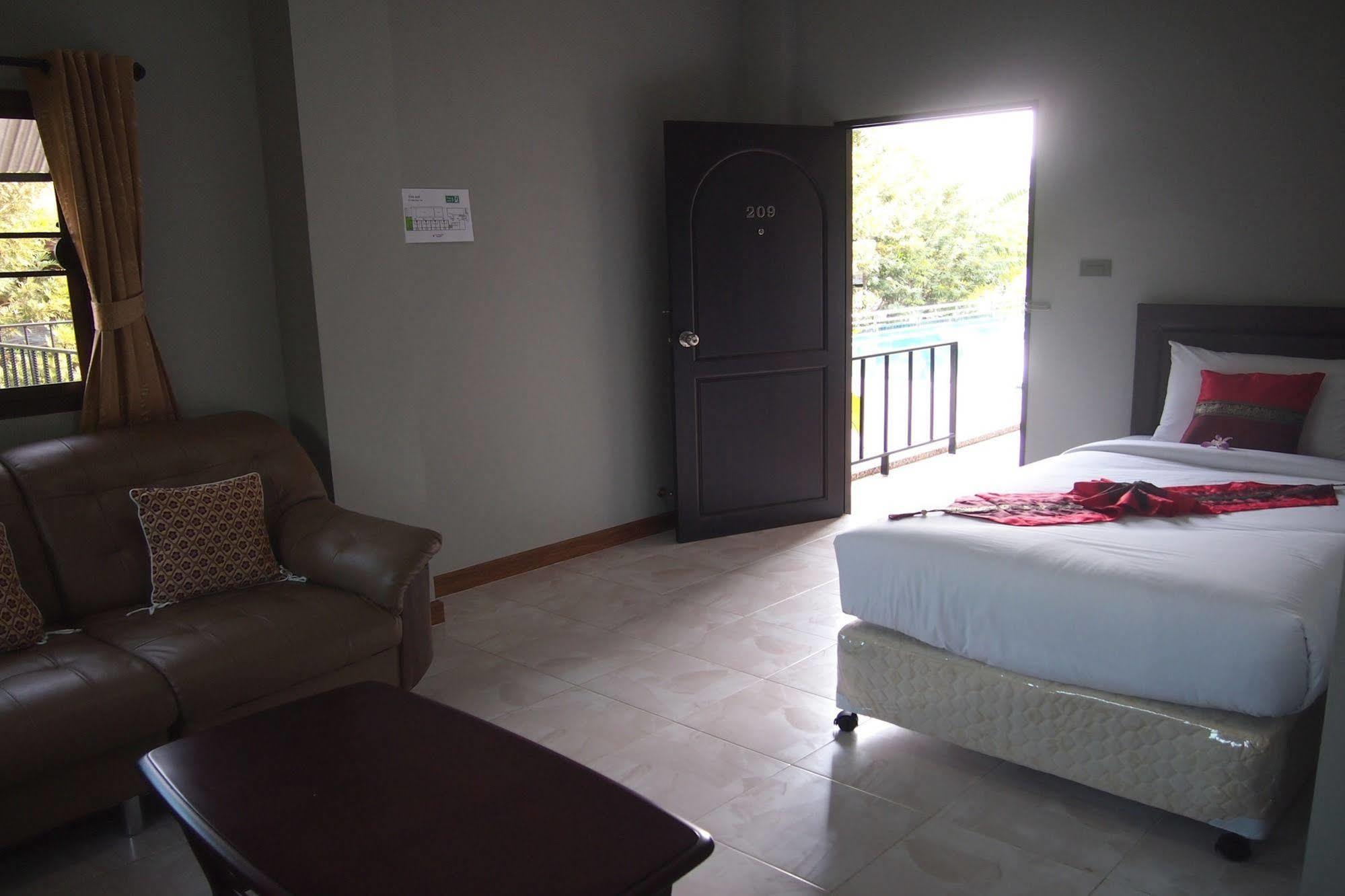 Resort O Seven Khaoyai Mu Si