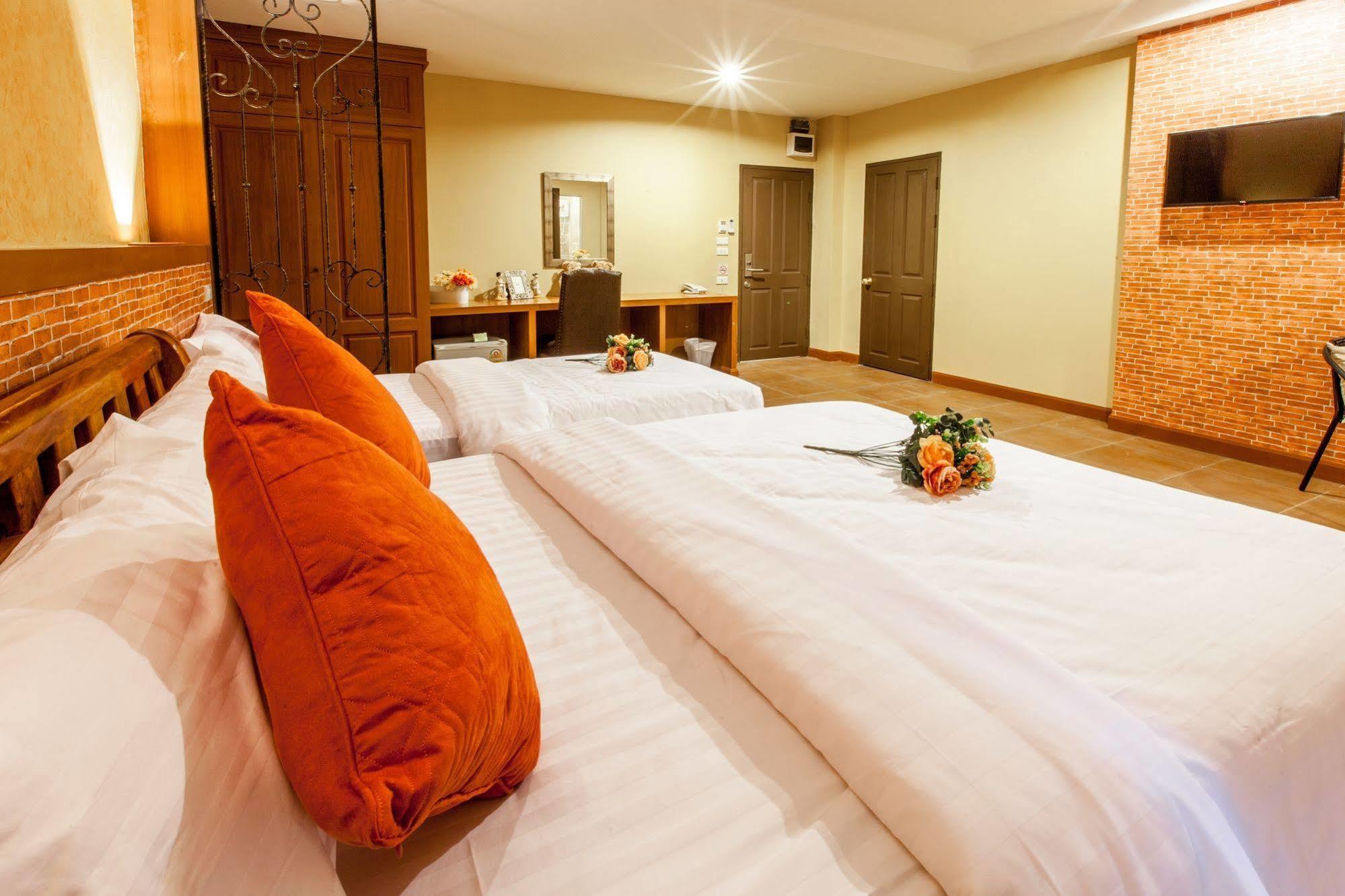 Gallery Lake View Hotel Khon Kaen