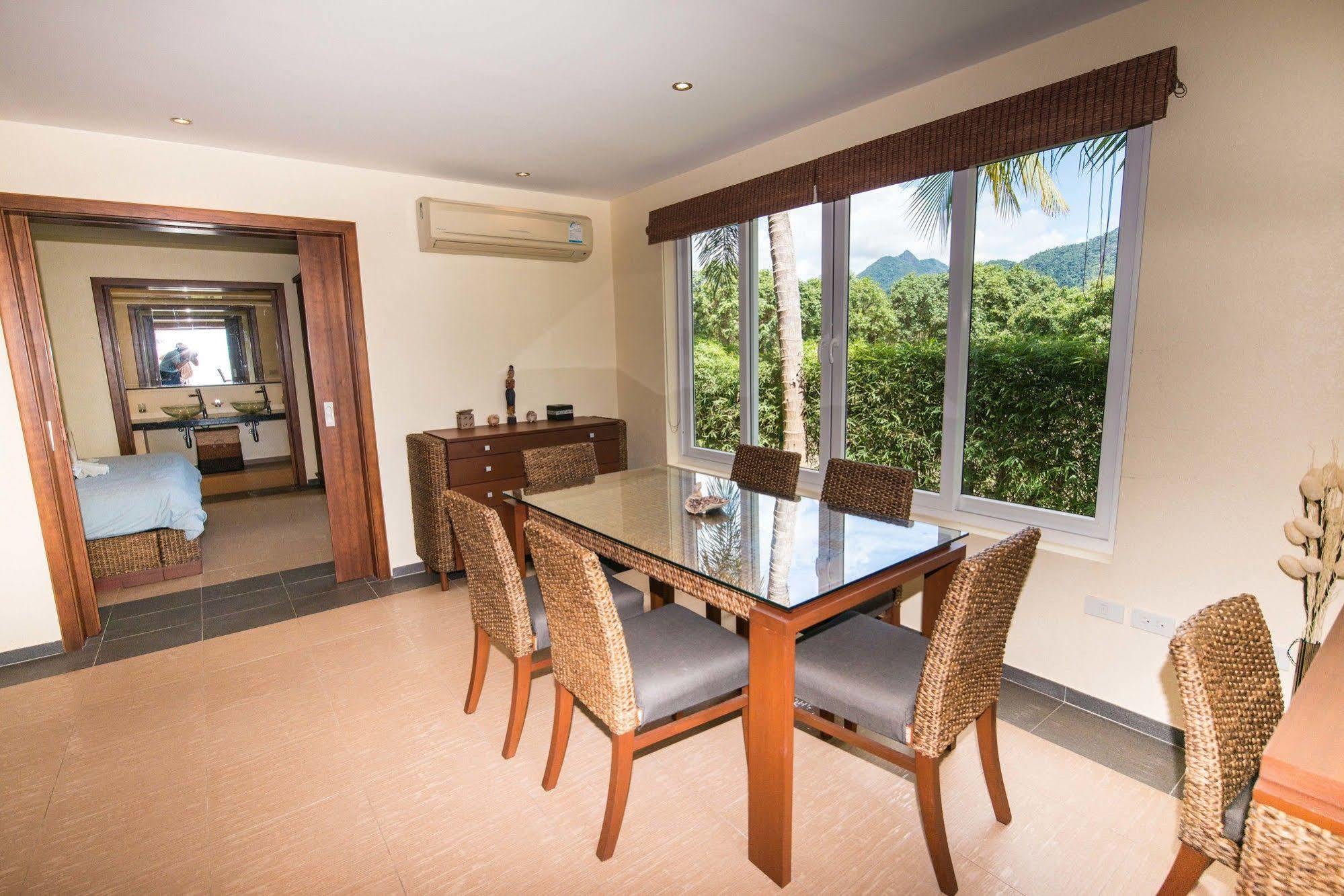 Manipura Villa *