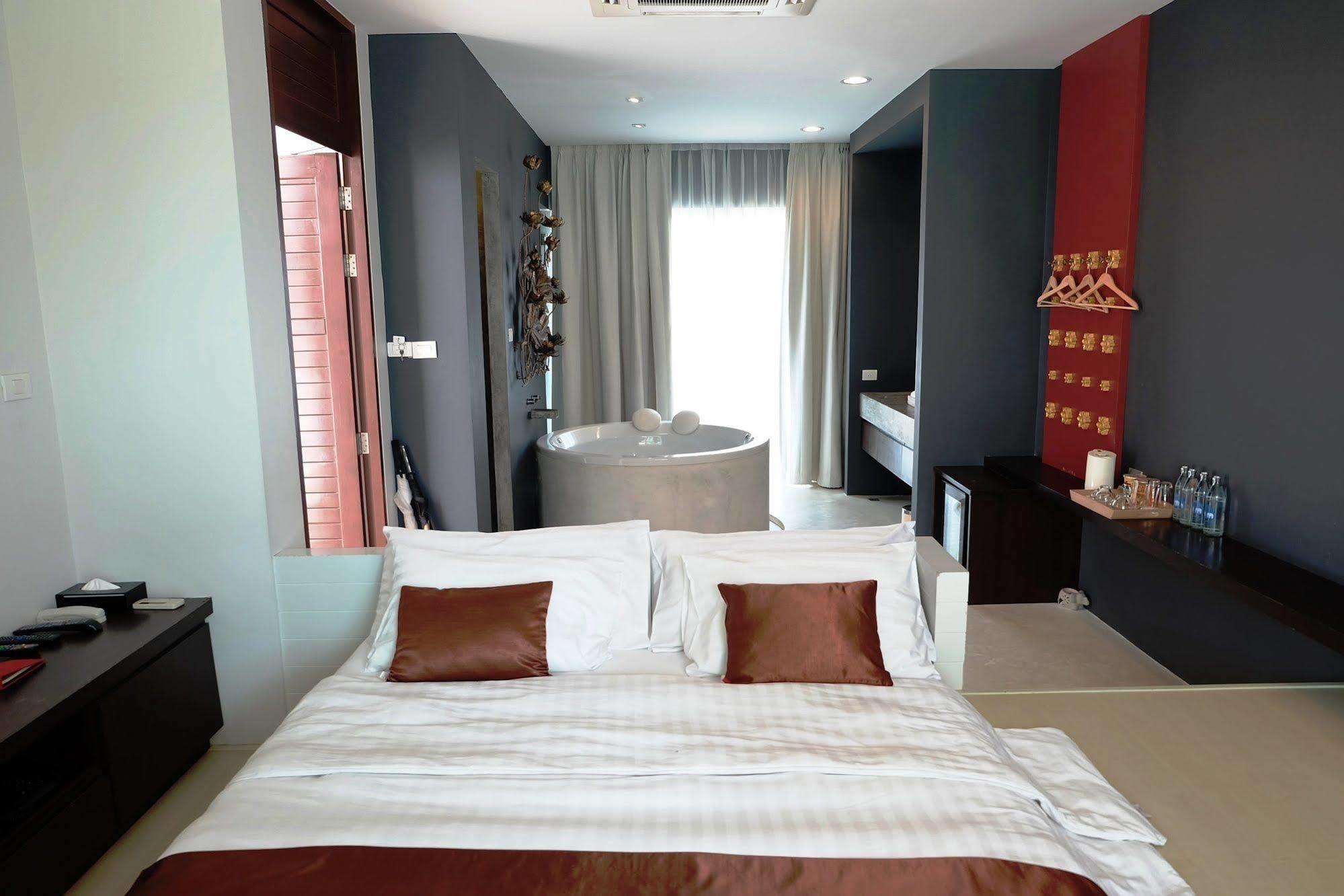 Ohana And Restaurant Resort Rayong