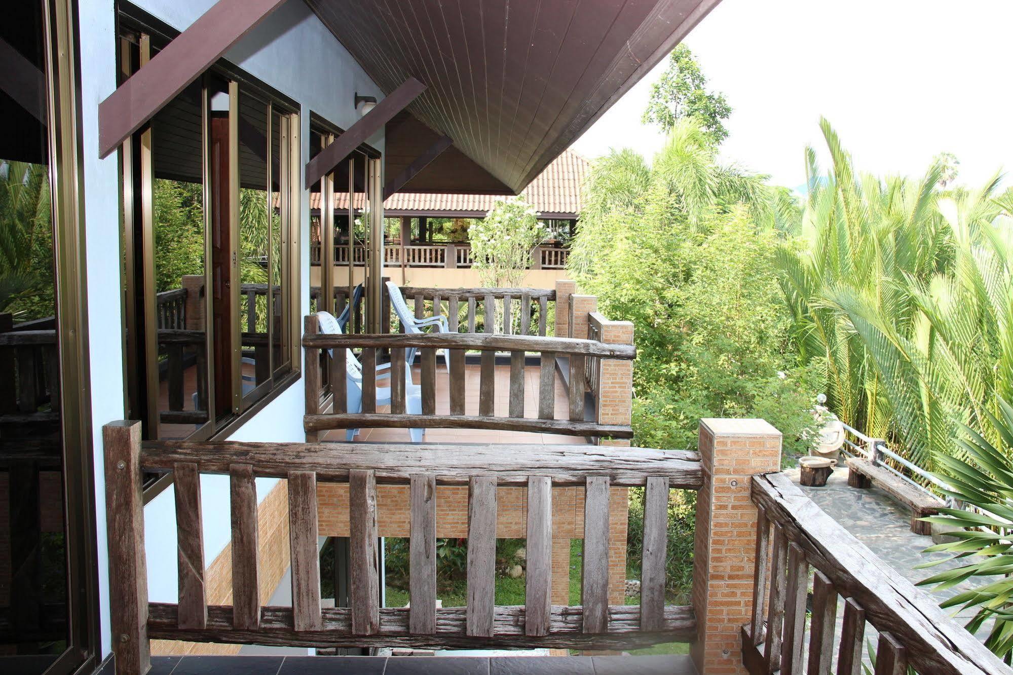 Hotel Baanrimnam