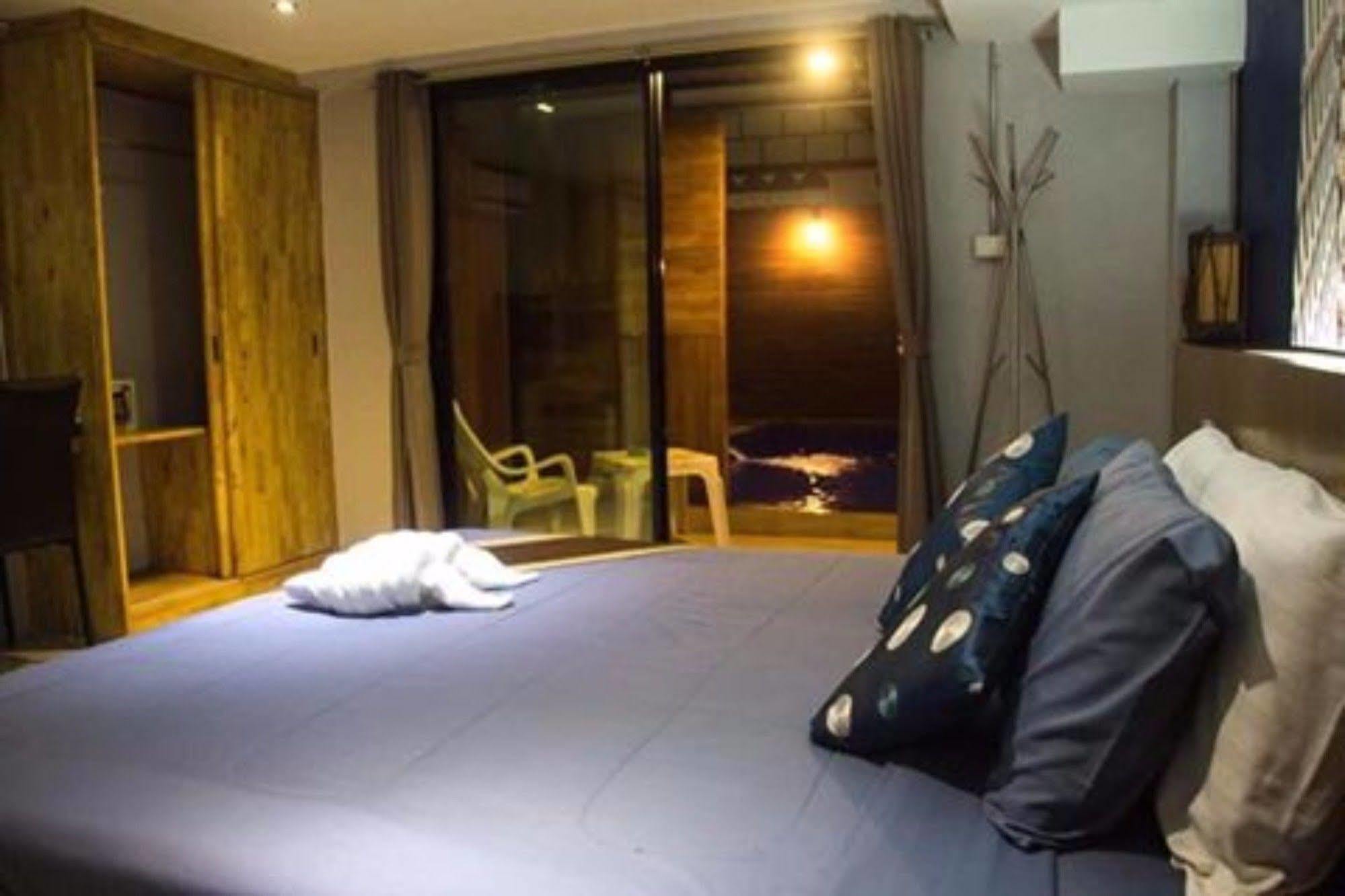 Royal Nine Hotel 3*