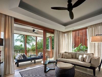 The Ritz-carlton, Koh Samui