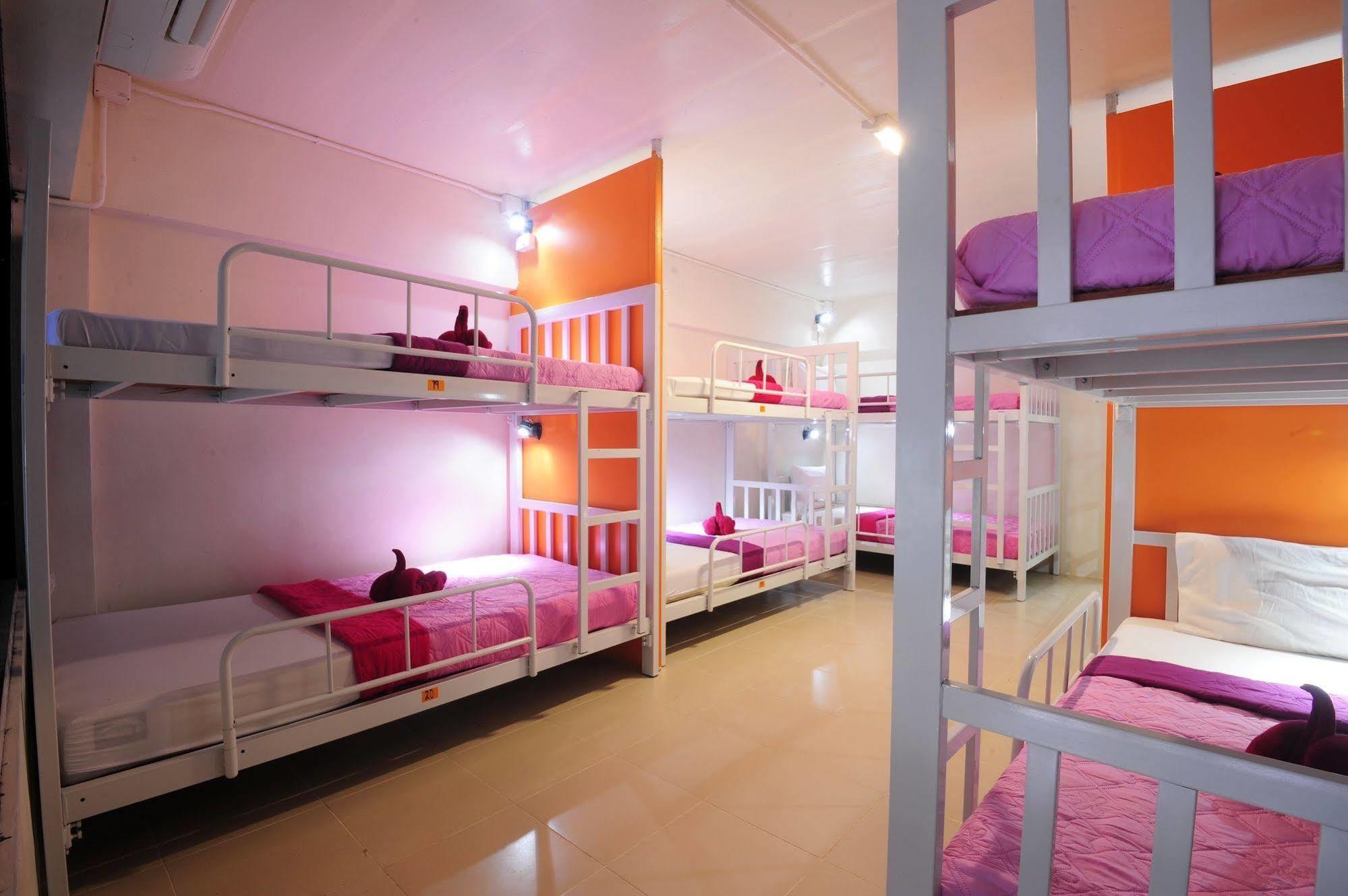 Hotel Sabai Phi Phi Don