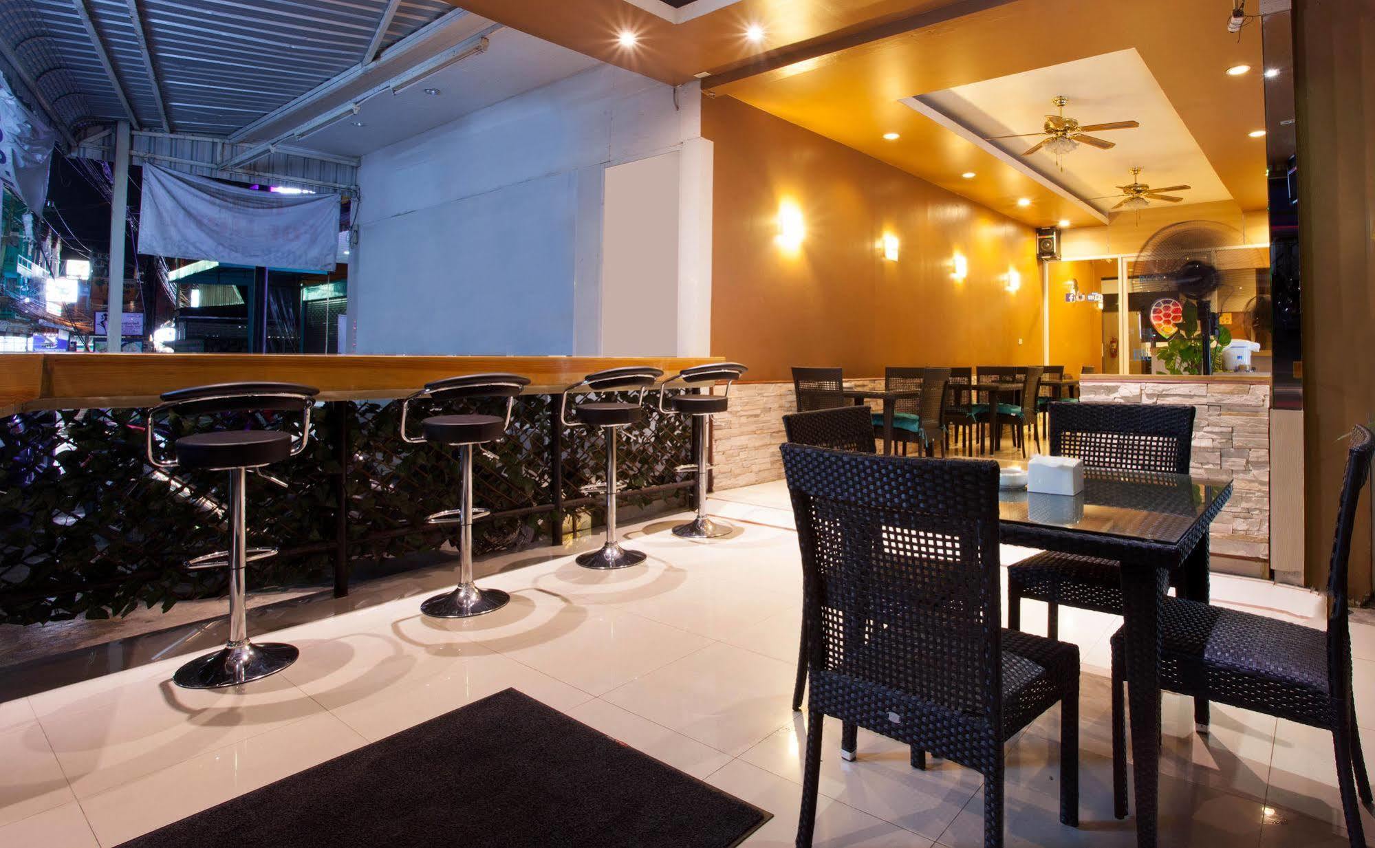 Hotel The Bluewater Patong