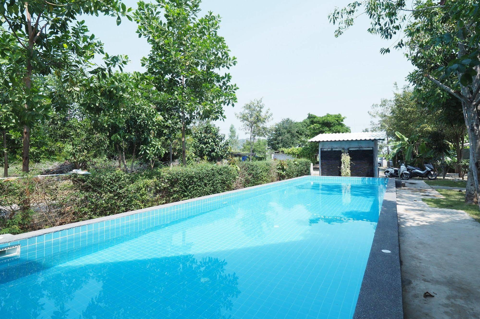 San - D Riverside Hotel 2*