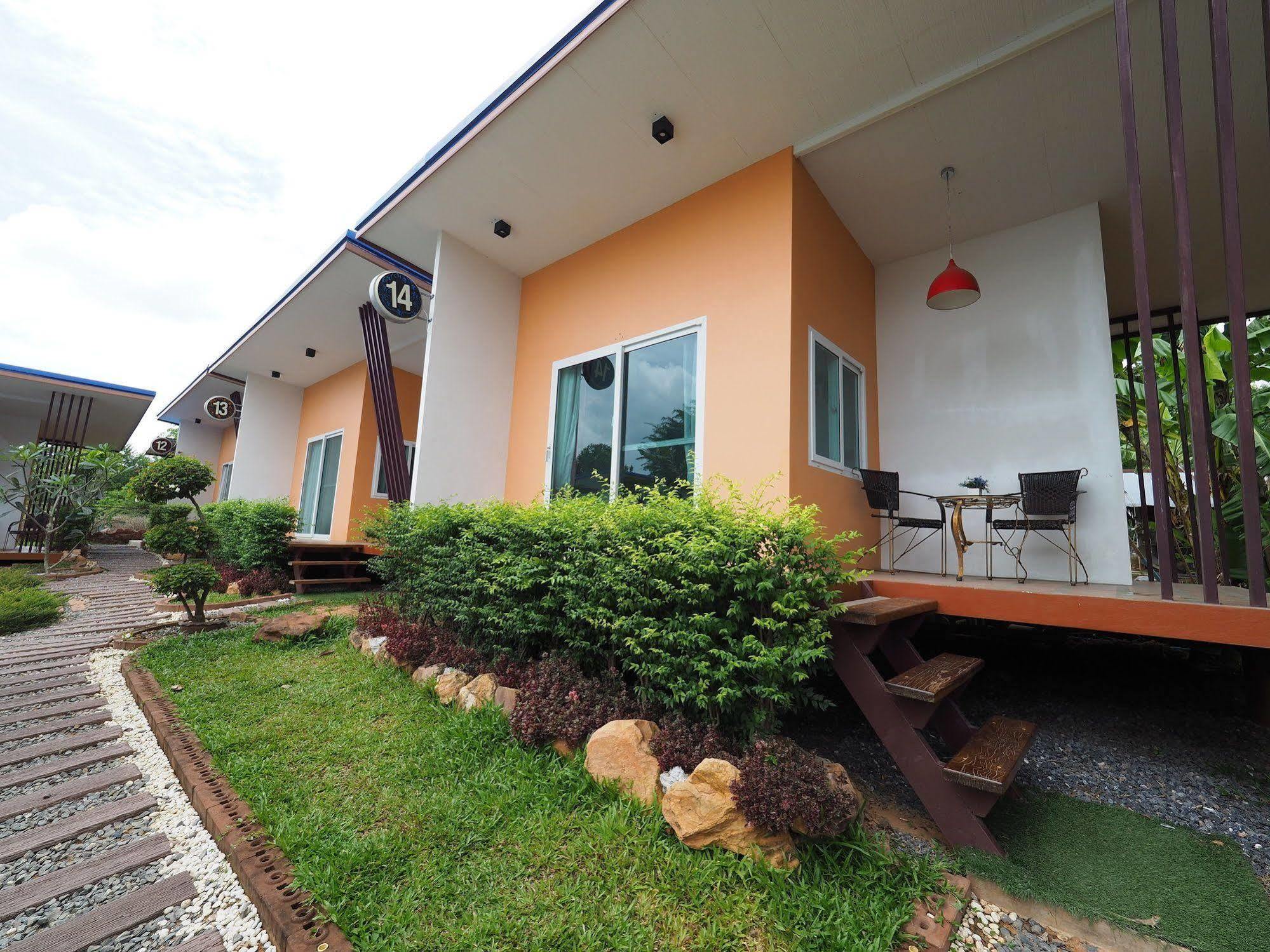 Resort Nai C 2*